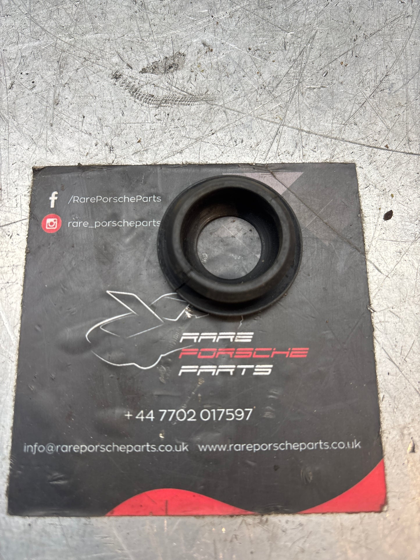 Porsche 924S, 944 hatch lock seal tailgate boot rubber grommet 477827529A