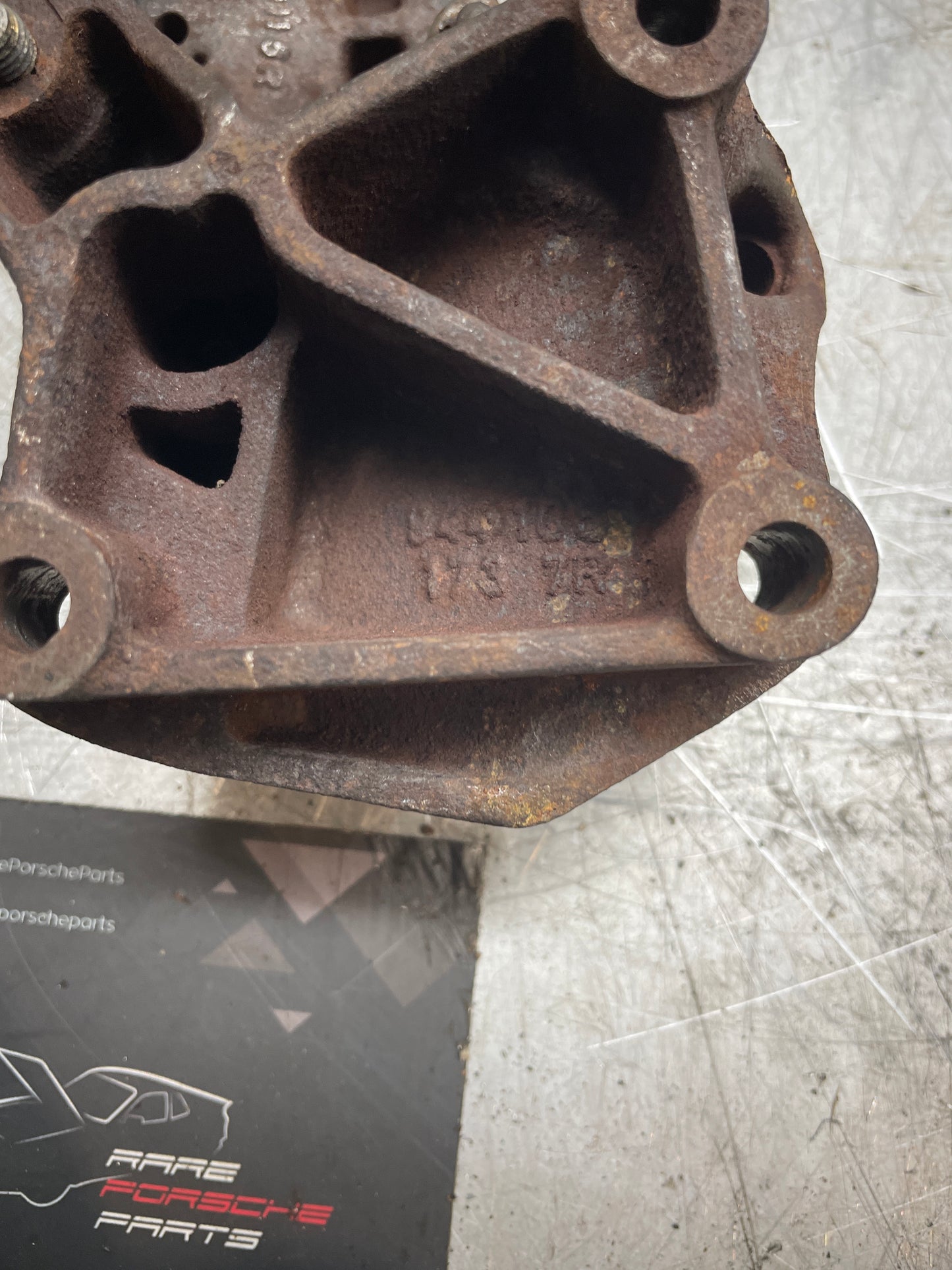 Porsche 944 timing belt tensioner bracket, used 9441056116R / 9441051737R 94410561106 94410517307 9441056118R