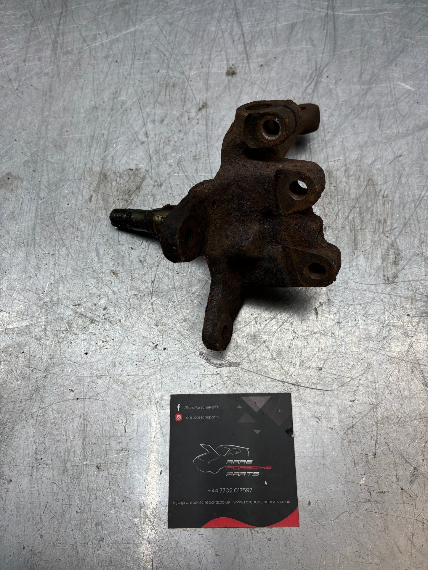 Porsche 924 79-85 Front right Spindle, knuckle, 477407312K, used