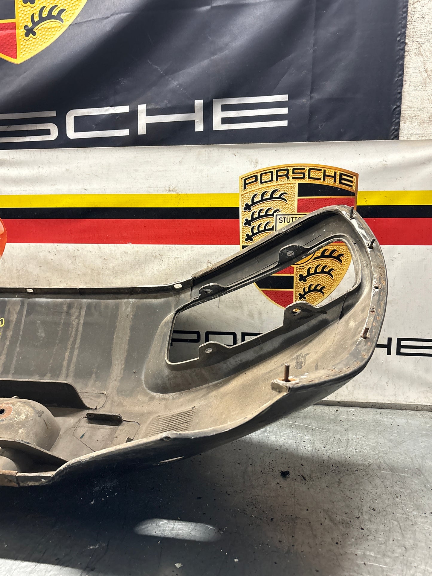 Porsche 928 rear bumper, used 928505023