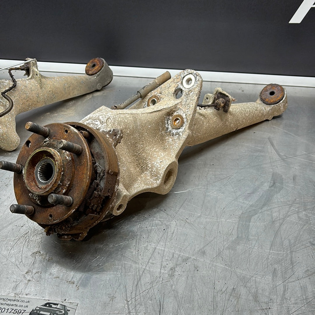 Porsche 924S 944 pair of alloy rear trailing arms, 951331513 / 951331514 used