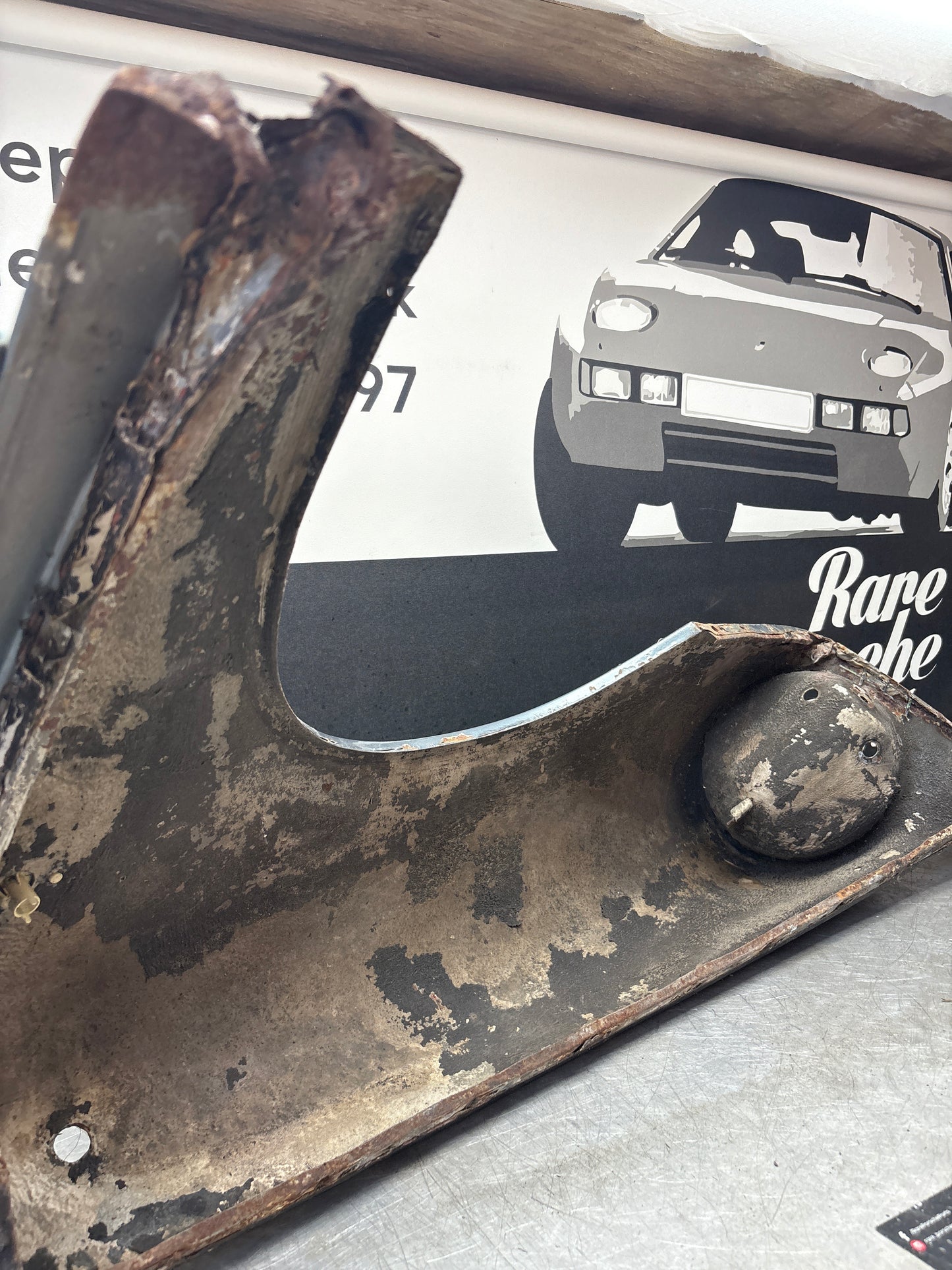 Porsche 911 964 front right wing, used