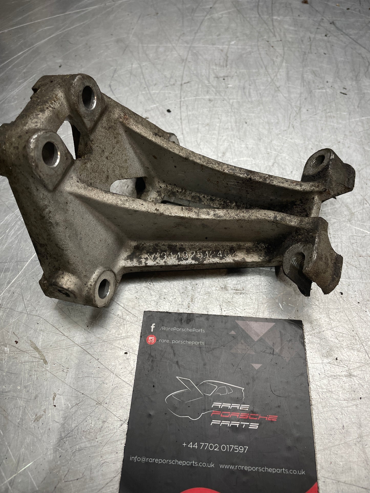 Porsche 944 S2 Turbo Right Driver Side Engine Bracket Mount 94437512402 used