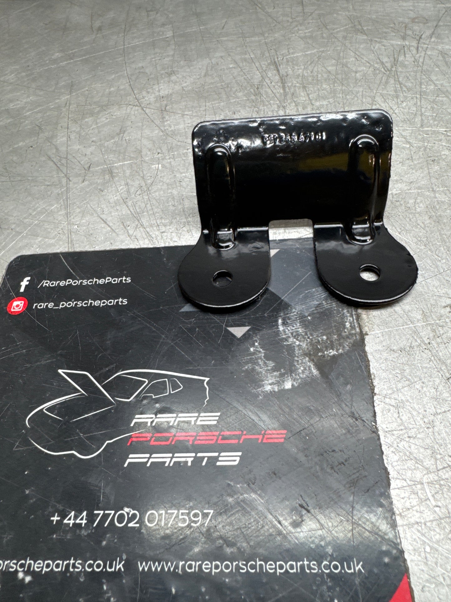 Porsche 944Turbo /S2 fuel pump support 95135647101 refurbished