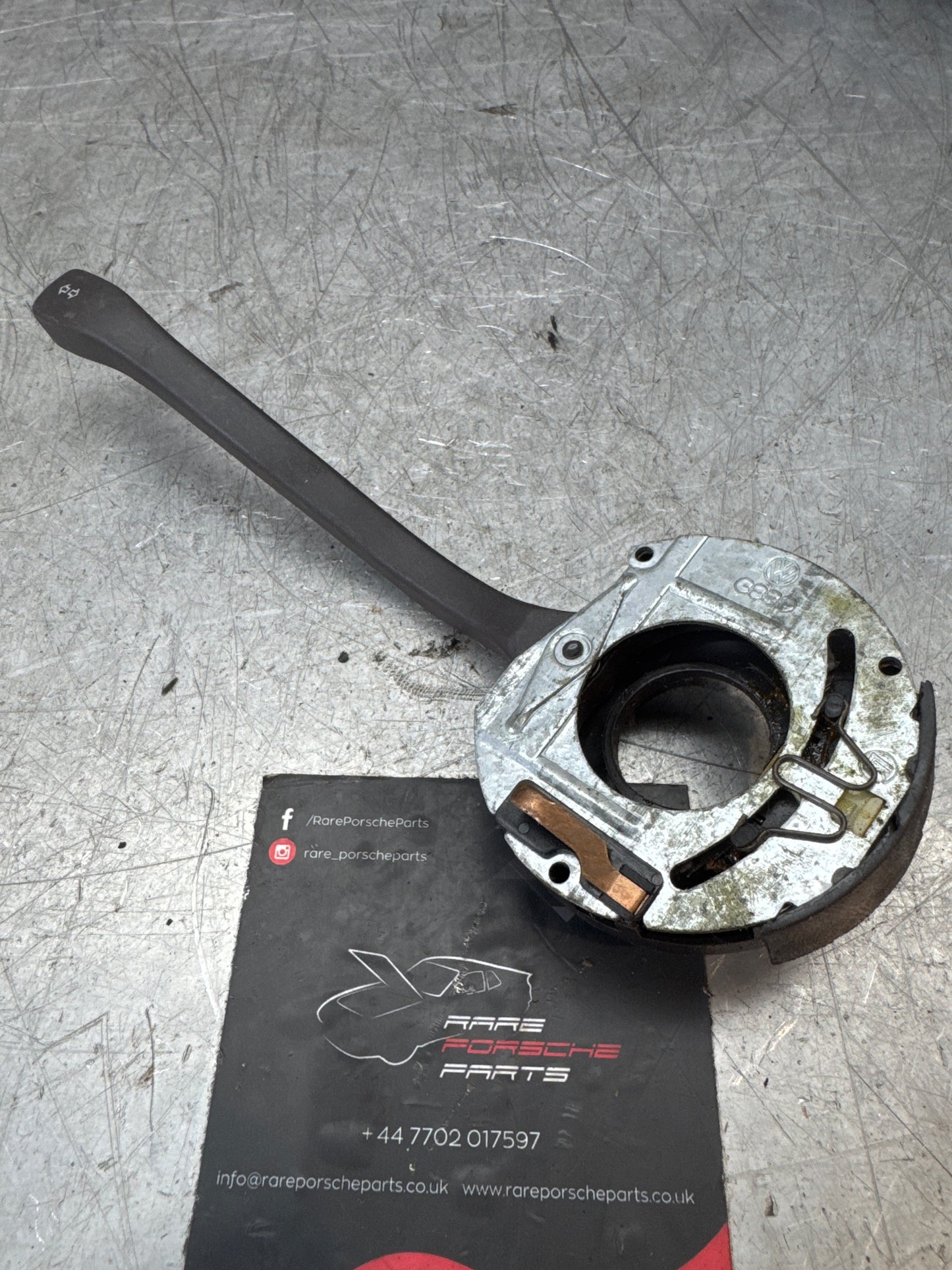 Porsche 924/944 brown indicator / high beam stalk. 477953901 used