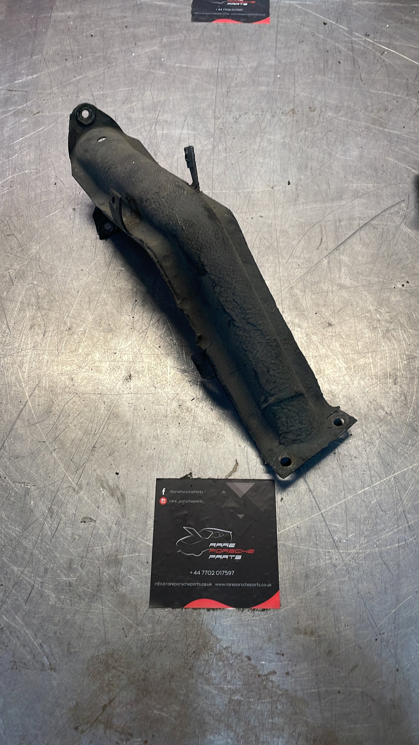 Porsche 928 83-86 wing strut, used 92850303103