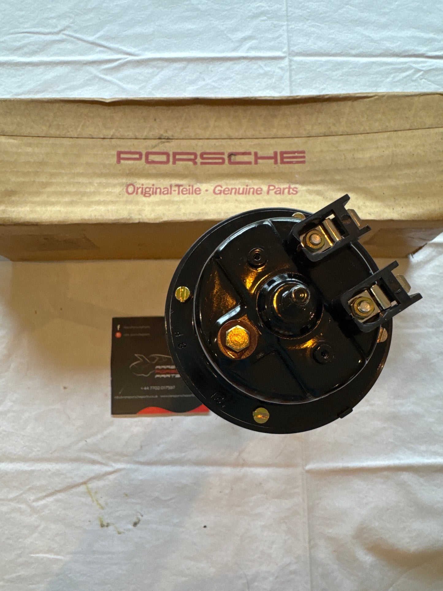 Porsche 928 fanfare horn 91163510220 NOS