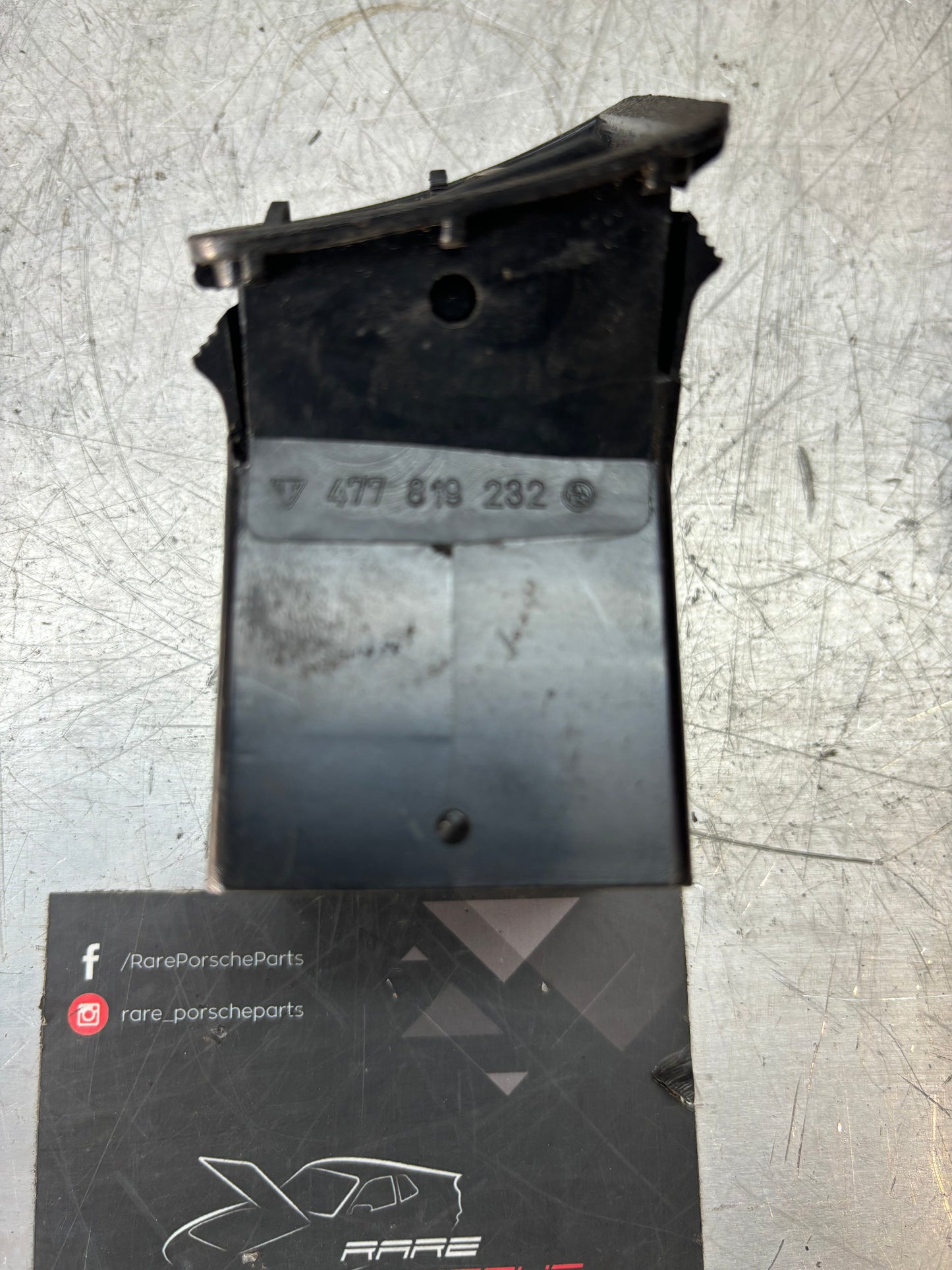 Porsche 924 DEF used interior right air vent Black 477 819 232/ 477819232