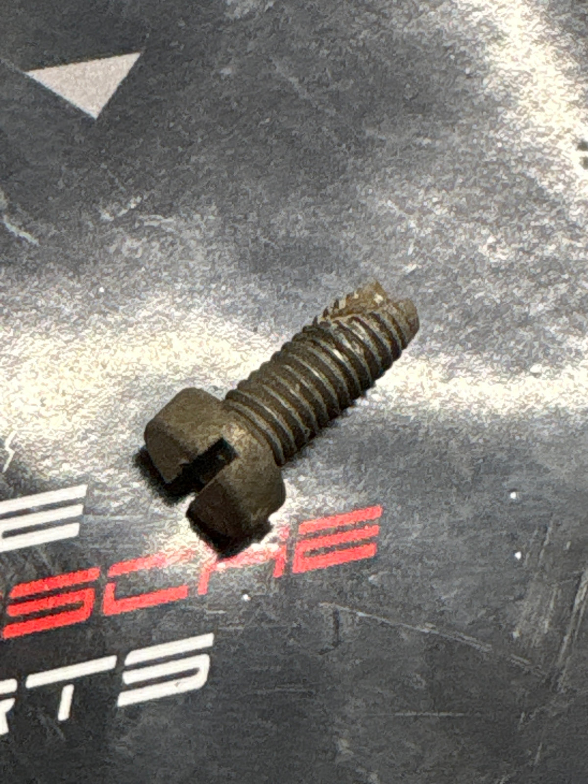 Porsche 914 oil cooler bracket screw, used N0107152