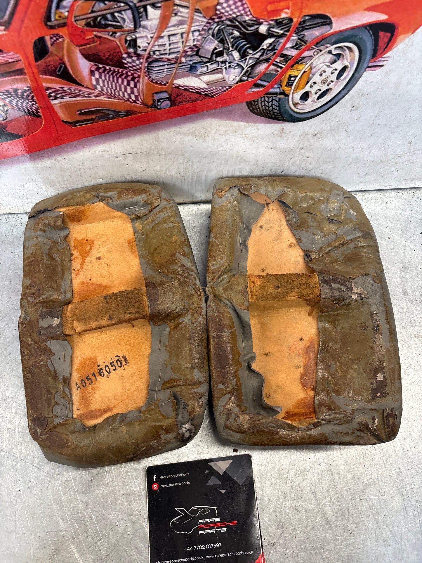 Porsche 928 rear right seat upper and middle cushion, leather, grey, used 92852204650 / 92852208851