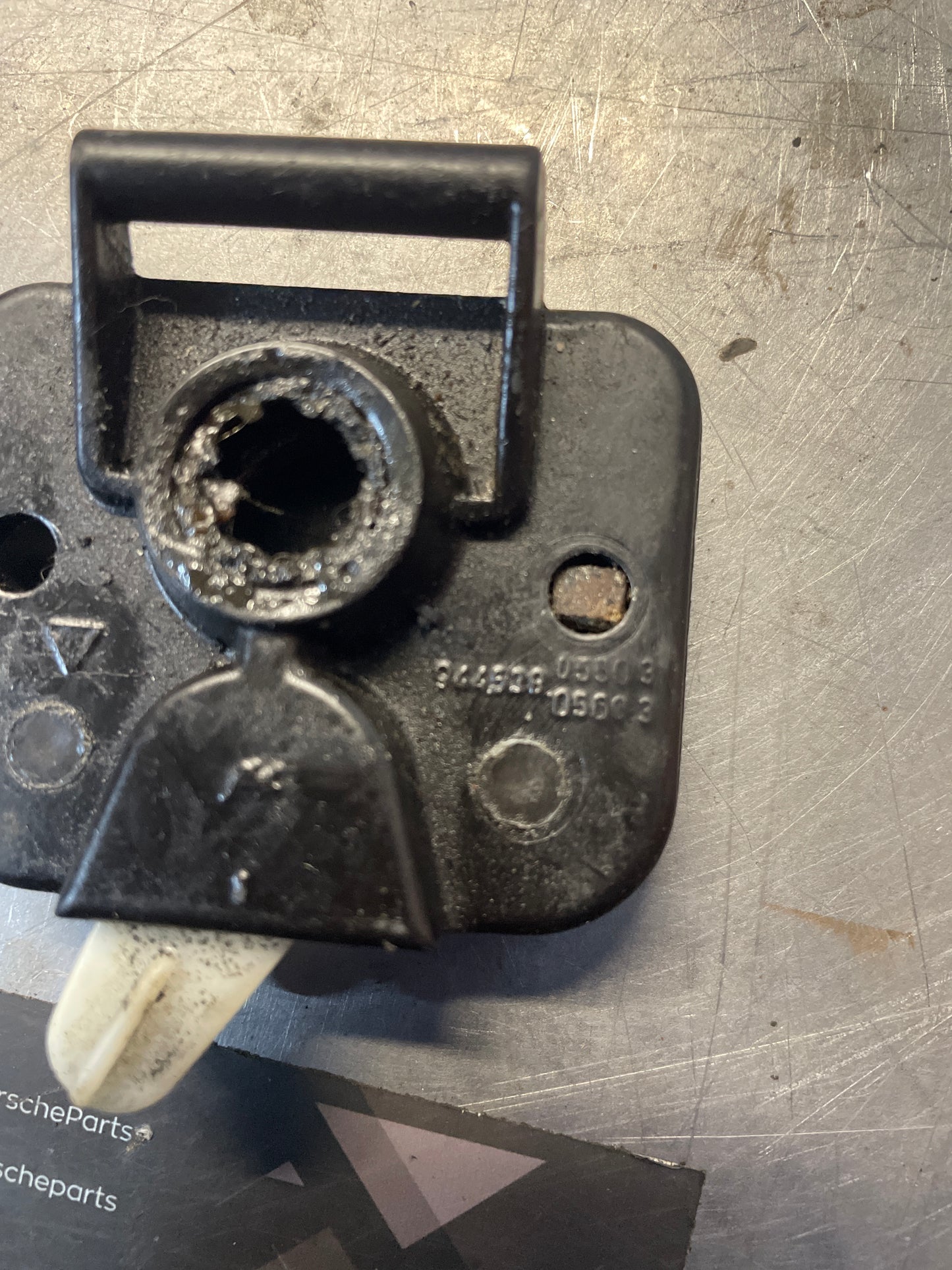Porsche 924 944 from 85.5 boot lid hatch lock right 94453805600 used