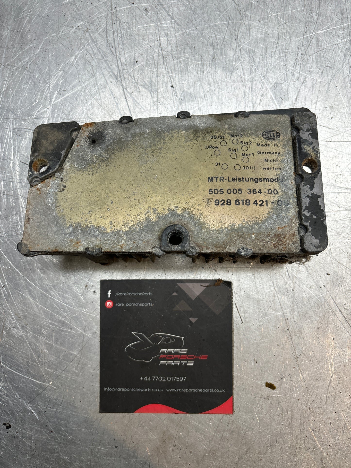 Porsche 928 master fan controller 92861842100