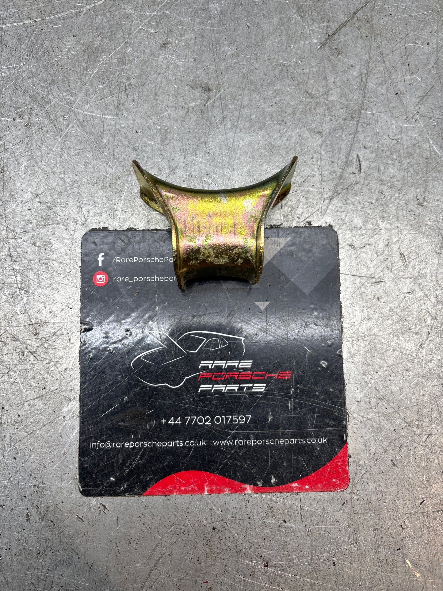 Porsche 928 exhaust hook, bracket, refurbished 92811127800