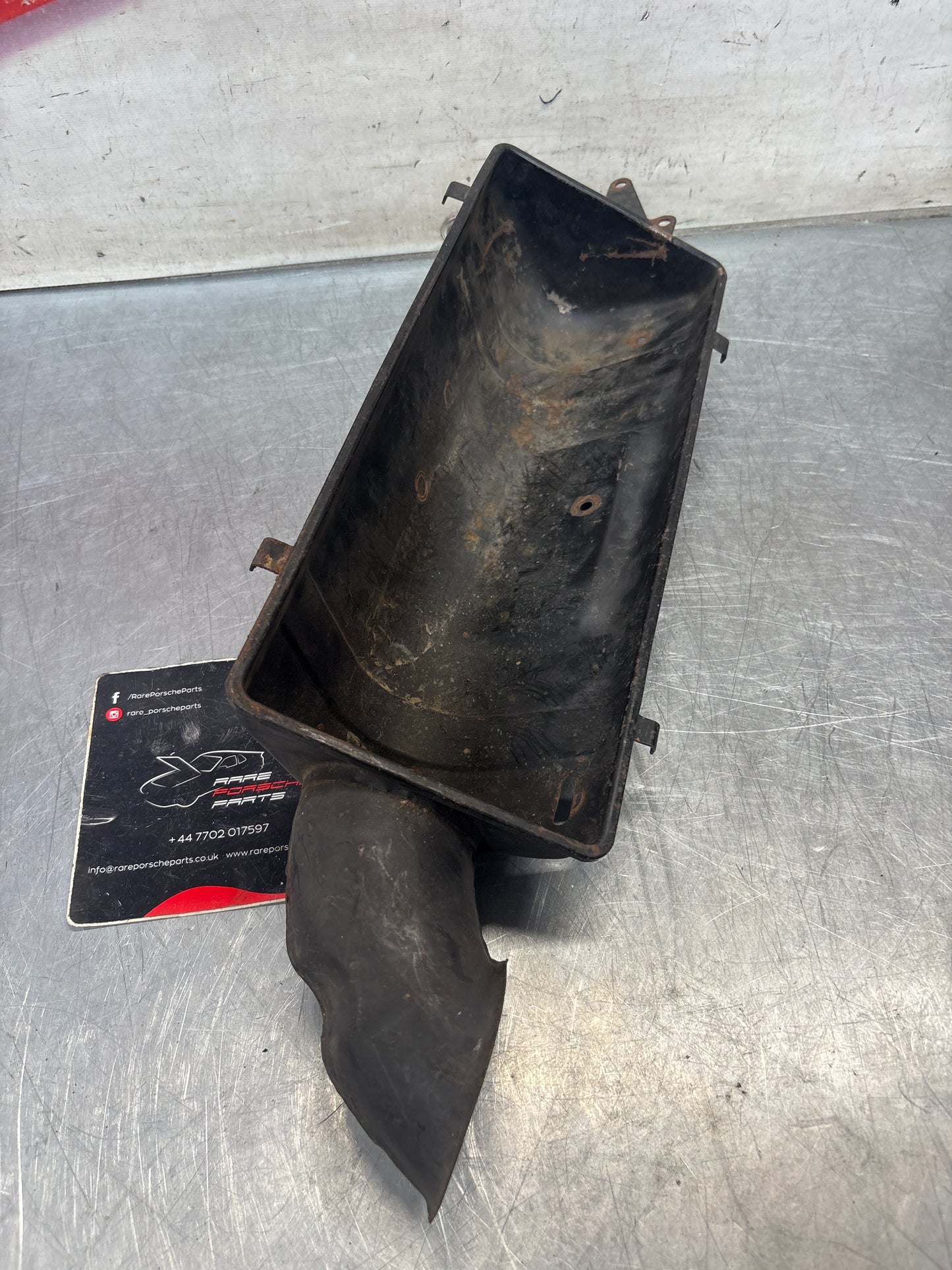 Porsche 924 turbo air box filter housing lower 93111002103, used