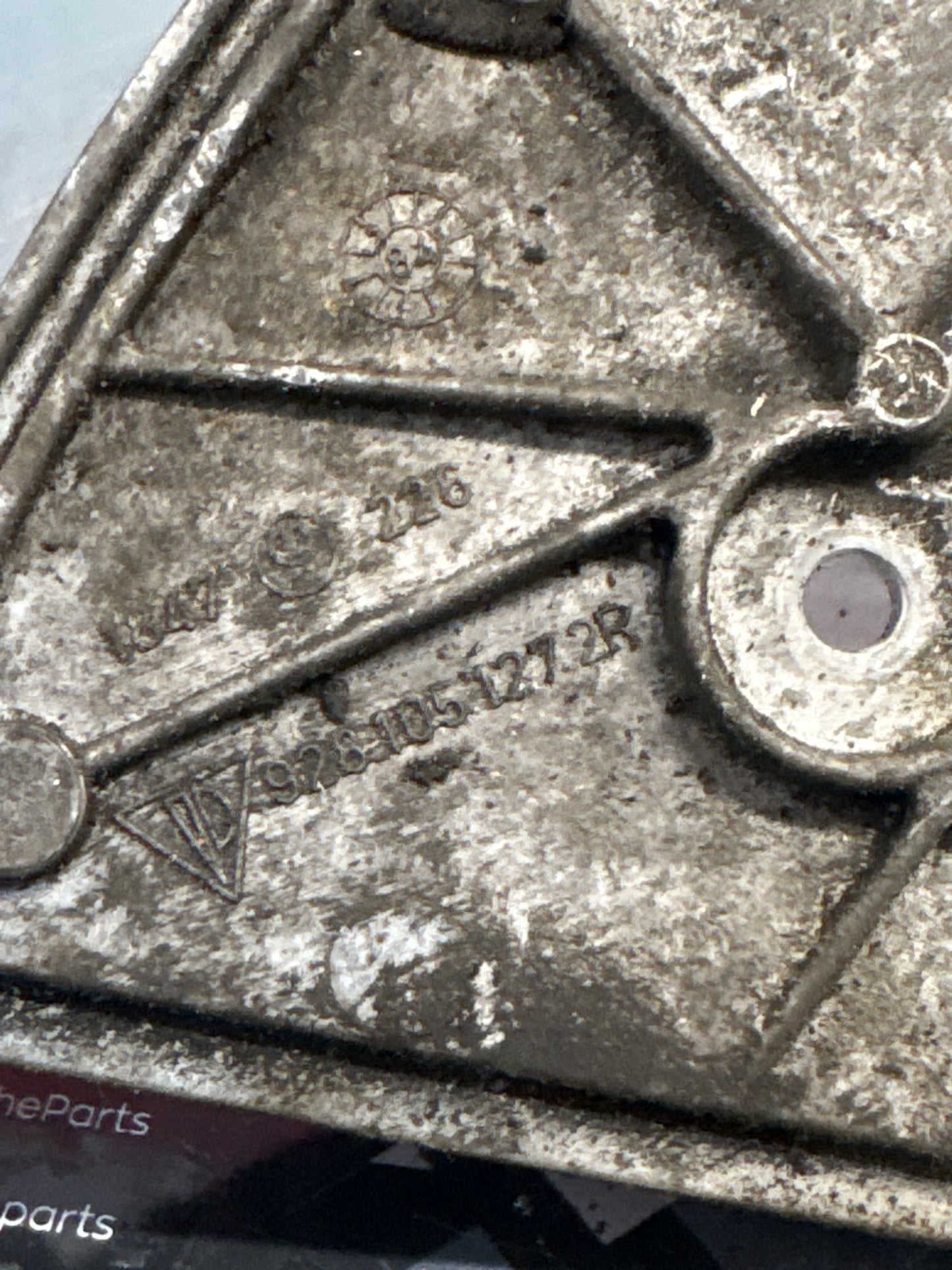 Porsche 928 Timing belt cylinder head cover, used. 9281051272R