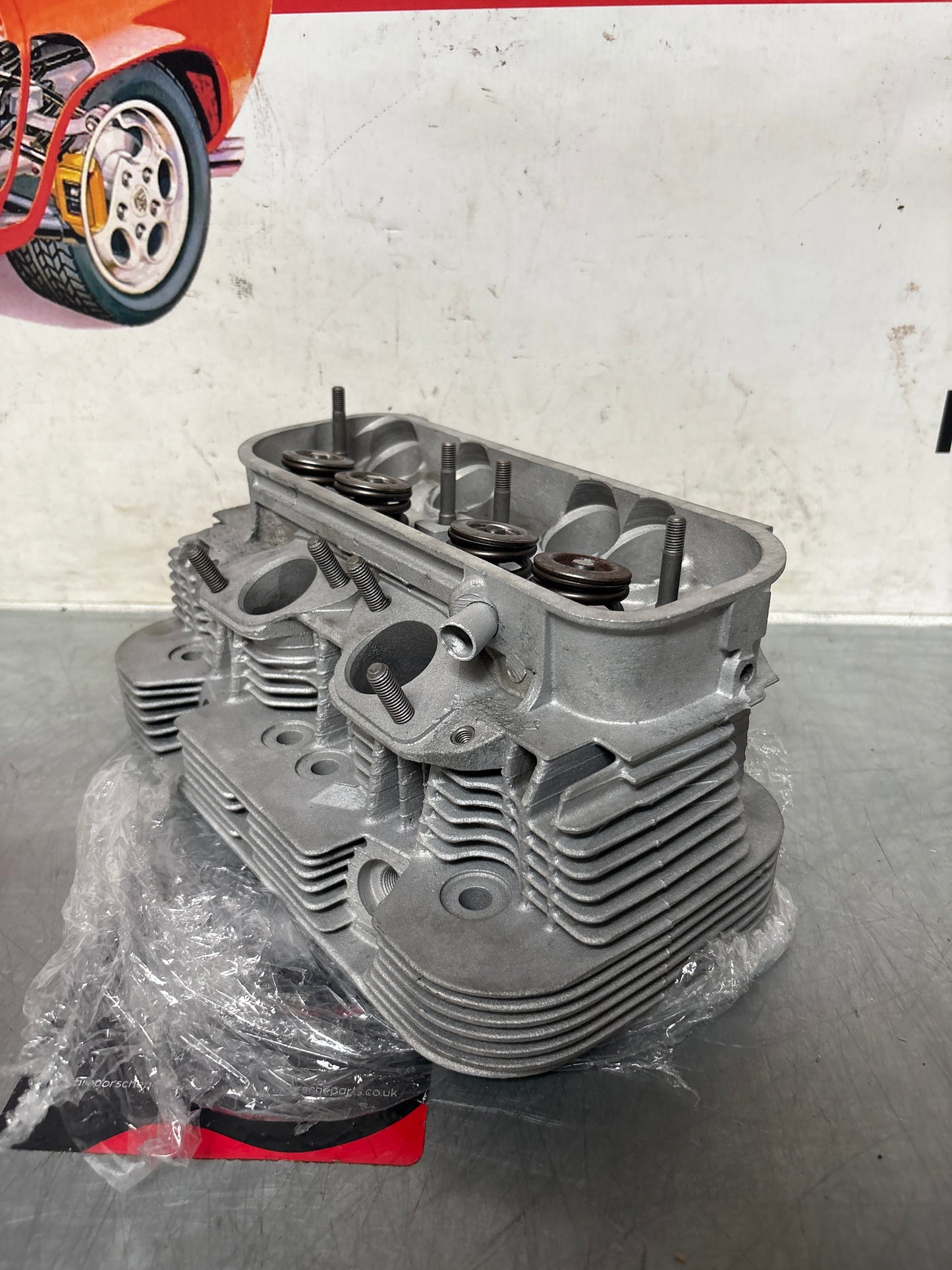 Porsche 914 1.7 Cylinder head, refurbished 021101371B