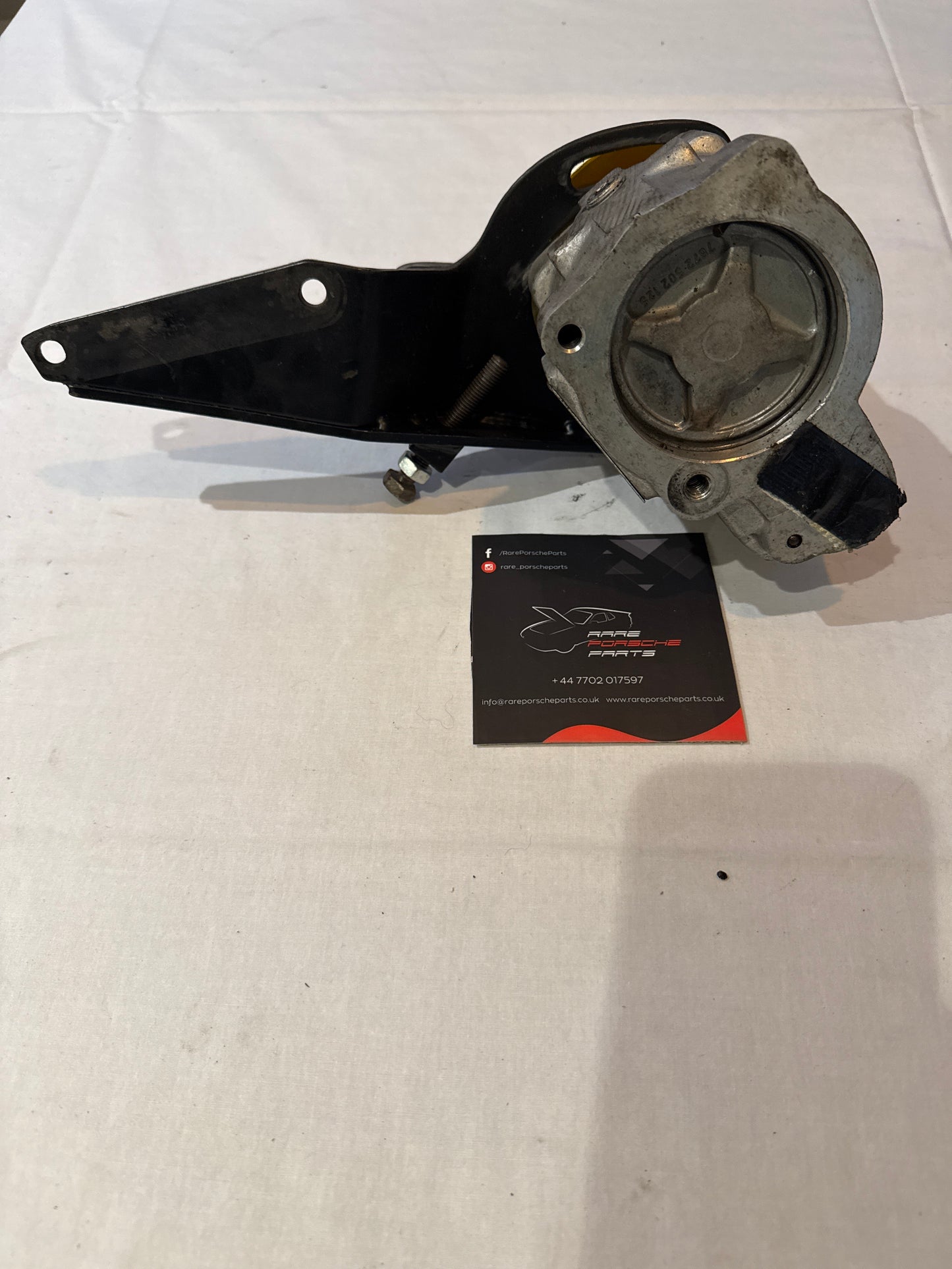 Porsche 928 4,5 4,7 1977-1984 power steering pump 7671955146 92834743105
NOS