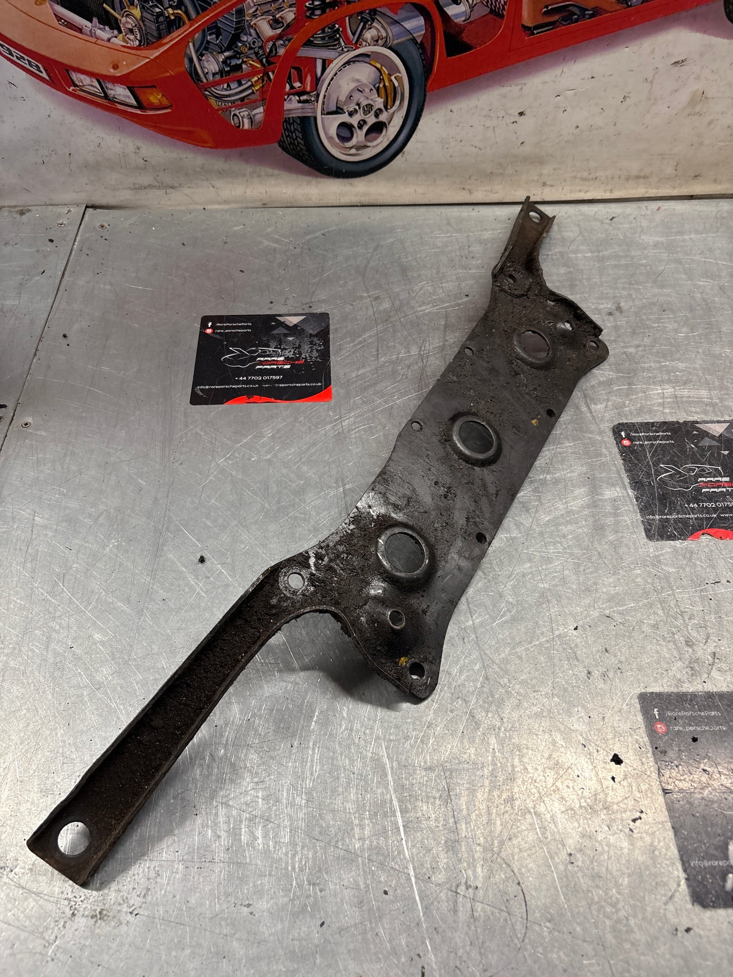 Porsche 928 protective plate RHD 92737502100 1978-86