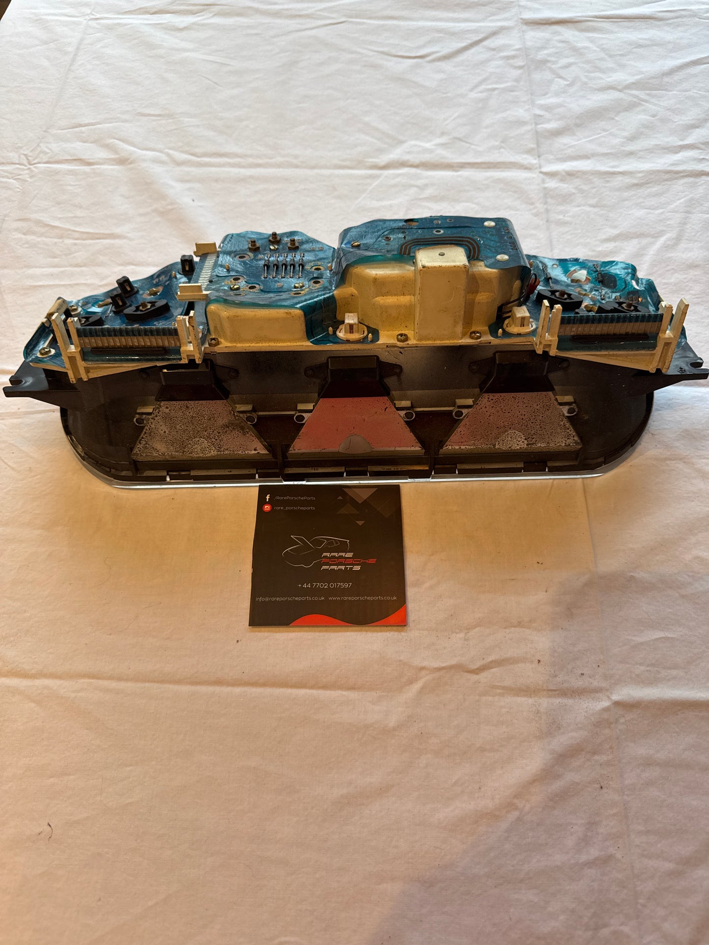 Porsche 944 dash clock binnacle pod speedometer, 94564131102 used 168797 miles, scratched screen