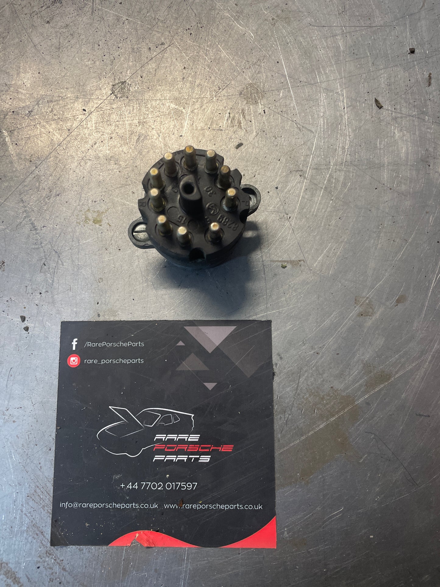 Porsche ignition lock switch 92861301701 911 928 944 964 993 used