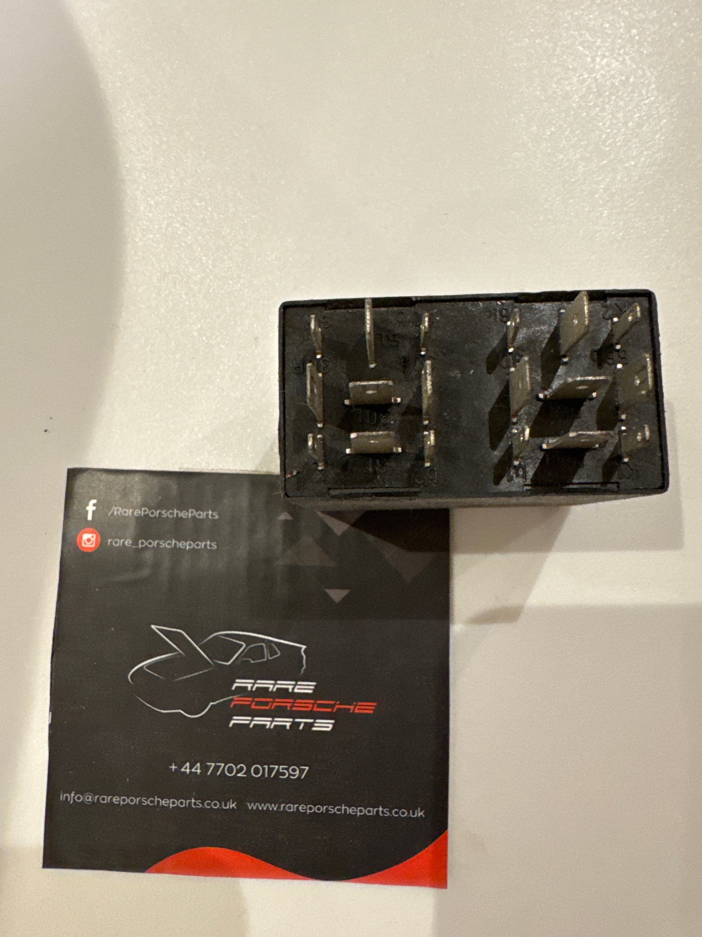 Porsche 968 headlight motor control unit relay 94461820500 unit, used