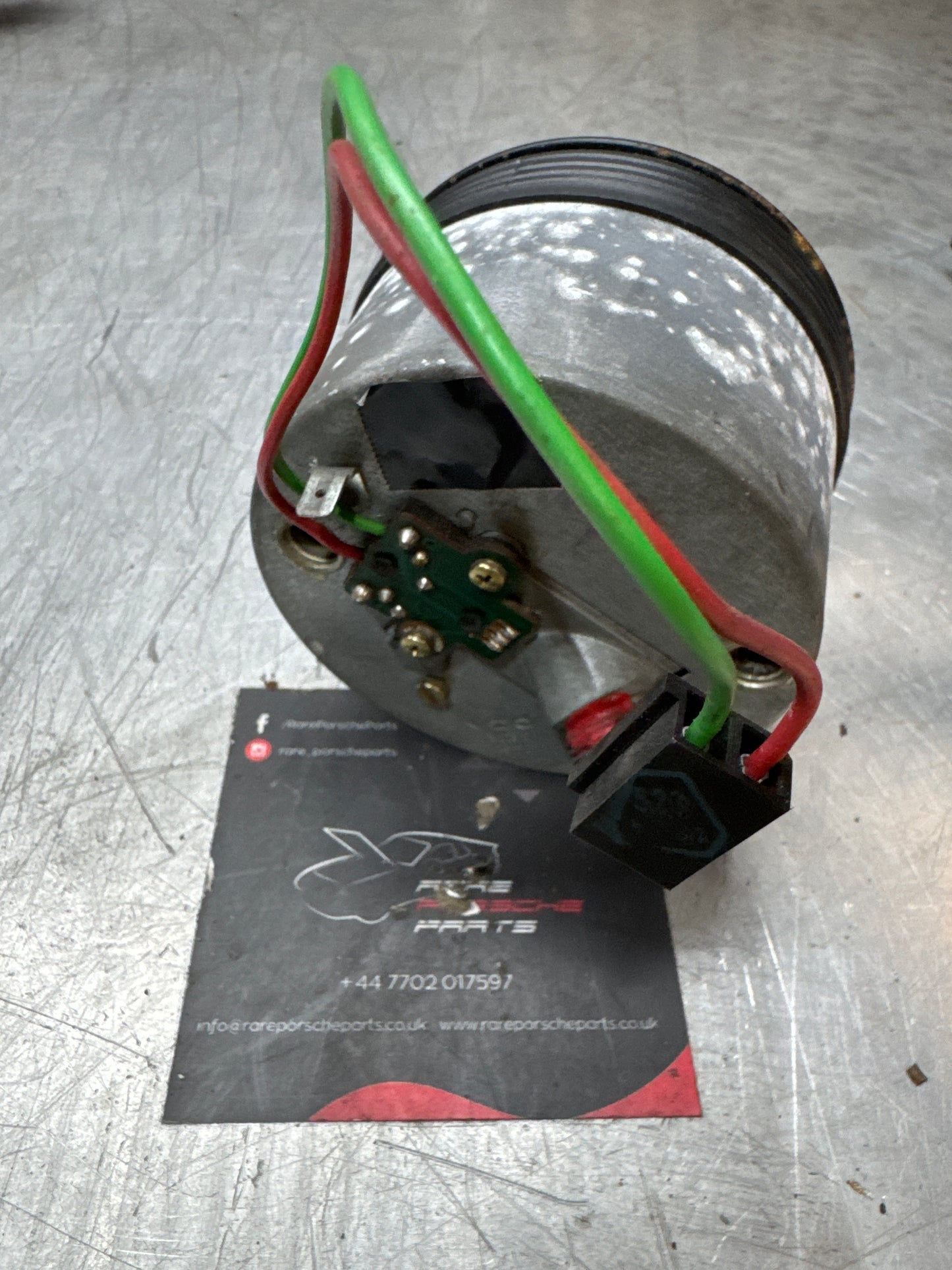 Porsche 944 speedometer showing 18524 miles 94464103600 spares or repair