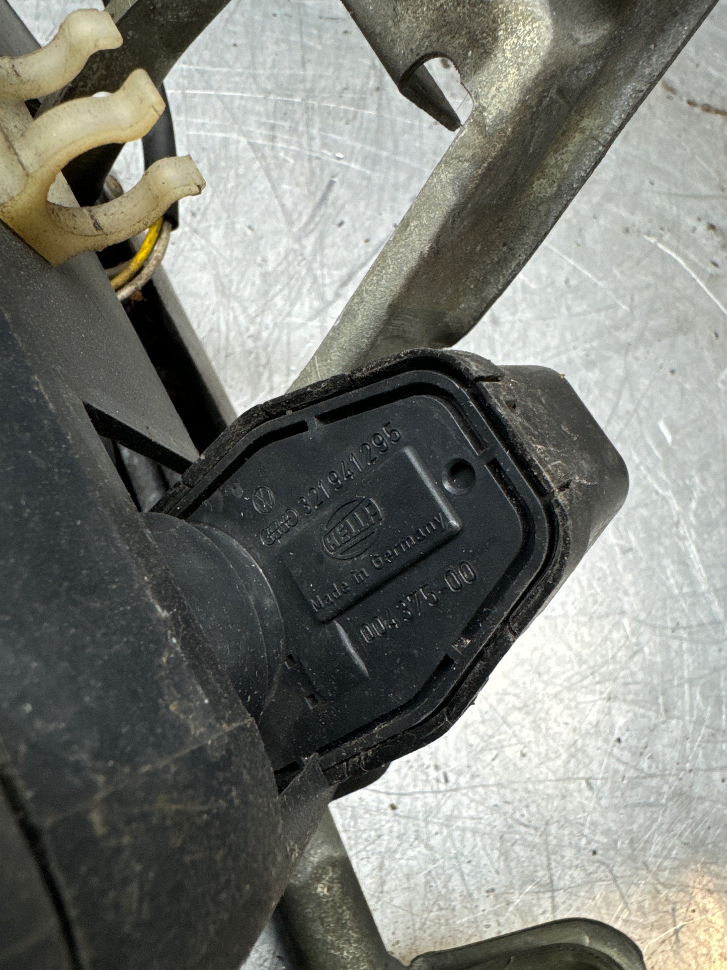 Porsche 944 S2 Turbo headlight unit, complete, left, used