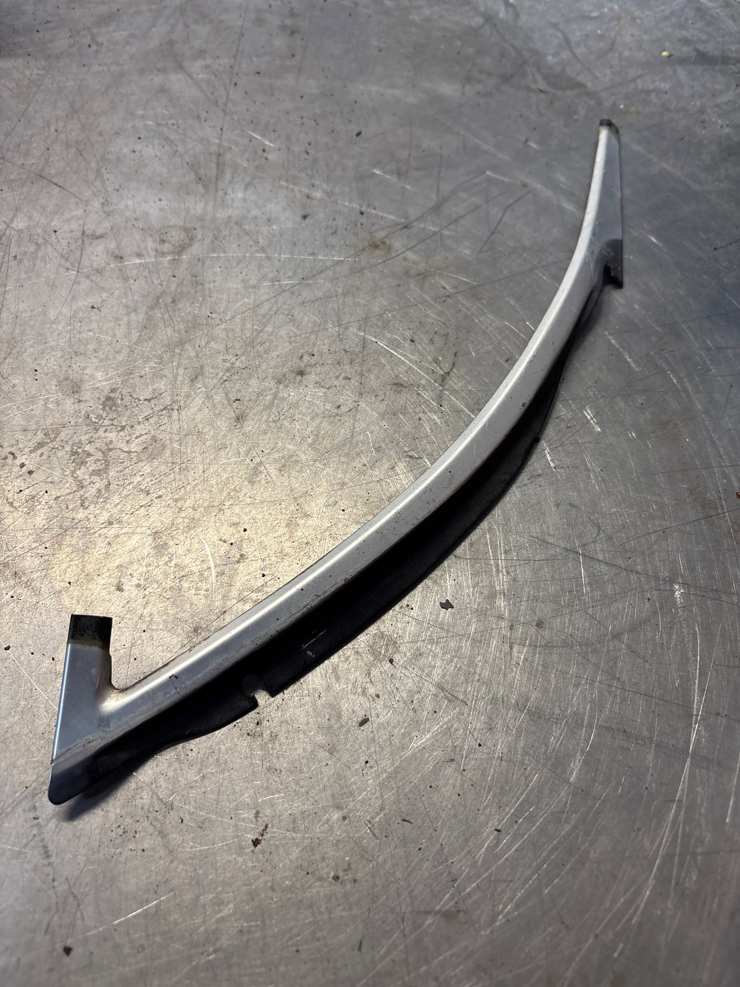 Porsche 928 S right rear spoiler trim, 92854343803, used