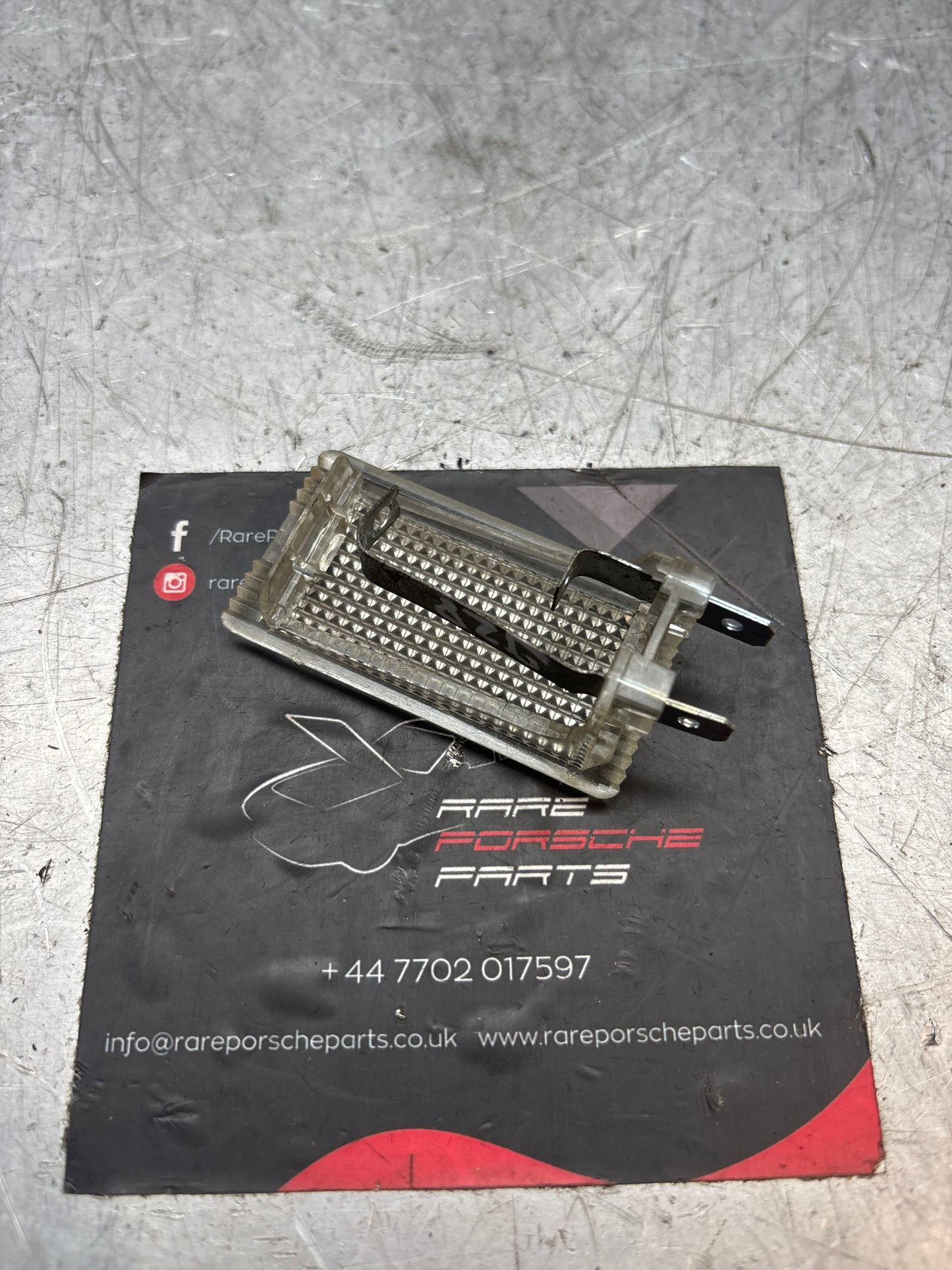 Porsche 928 glovebox light, used 92863210100