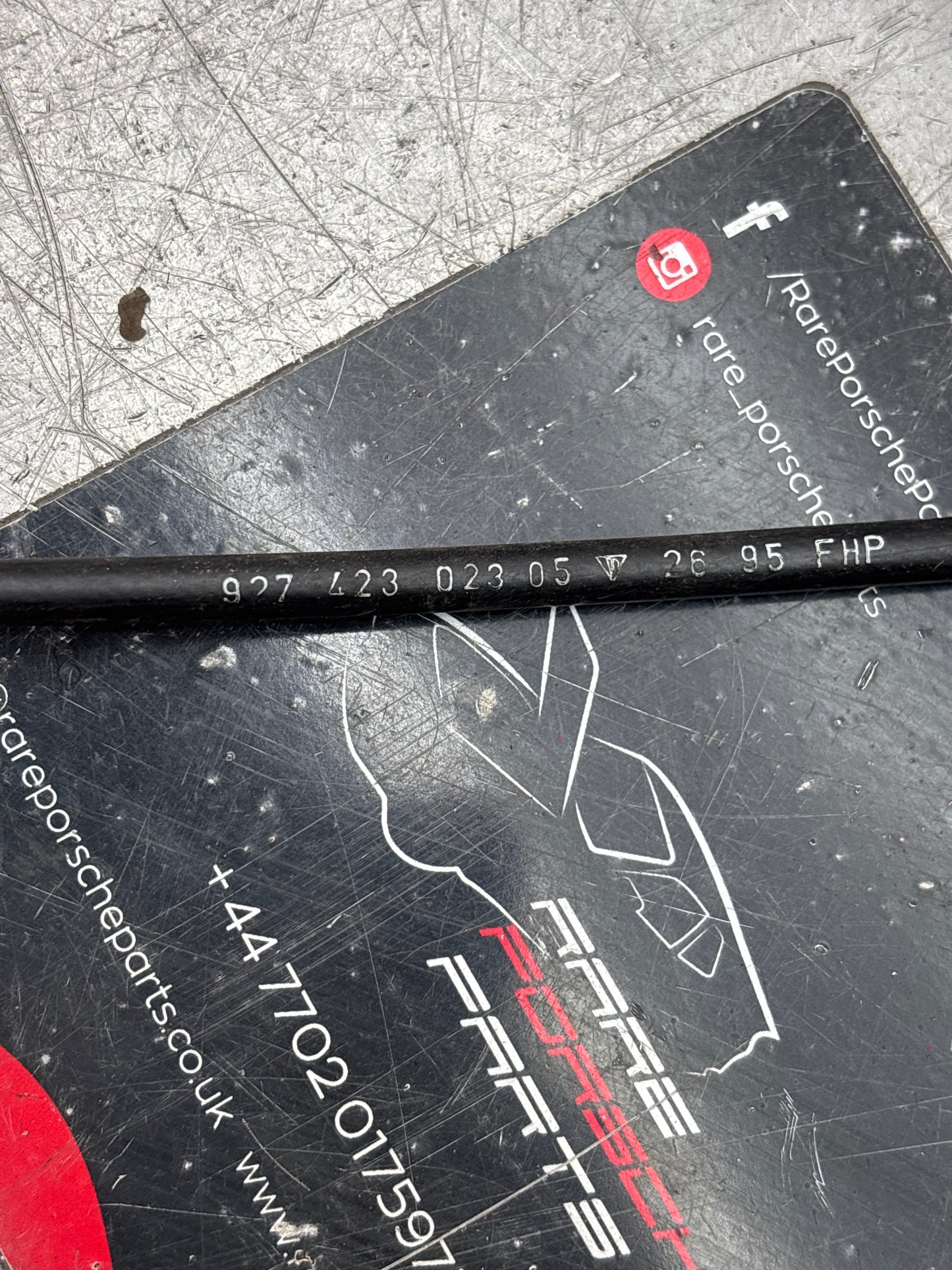 Porsche 928 RHD accelerator cable with tube 1978-82, used 92742302305