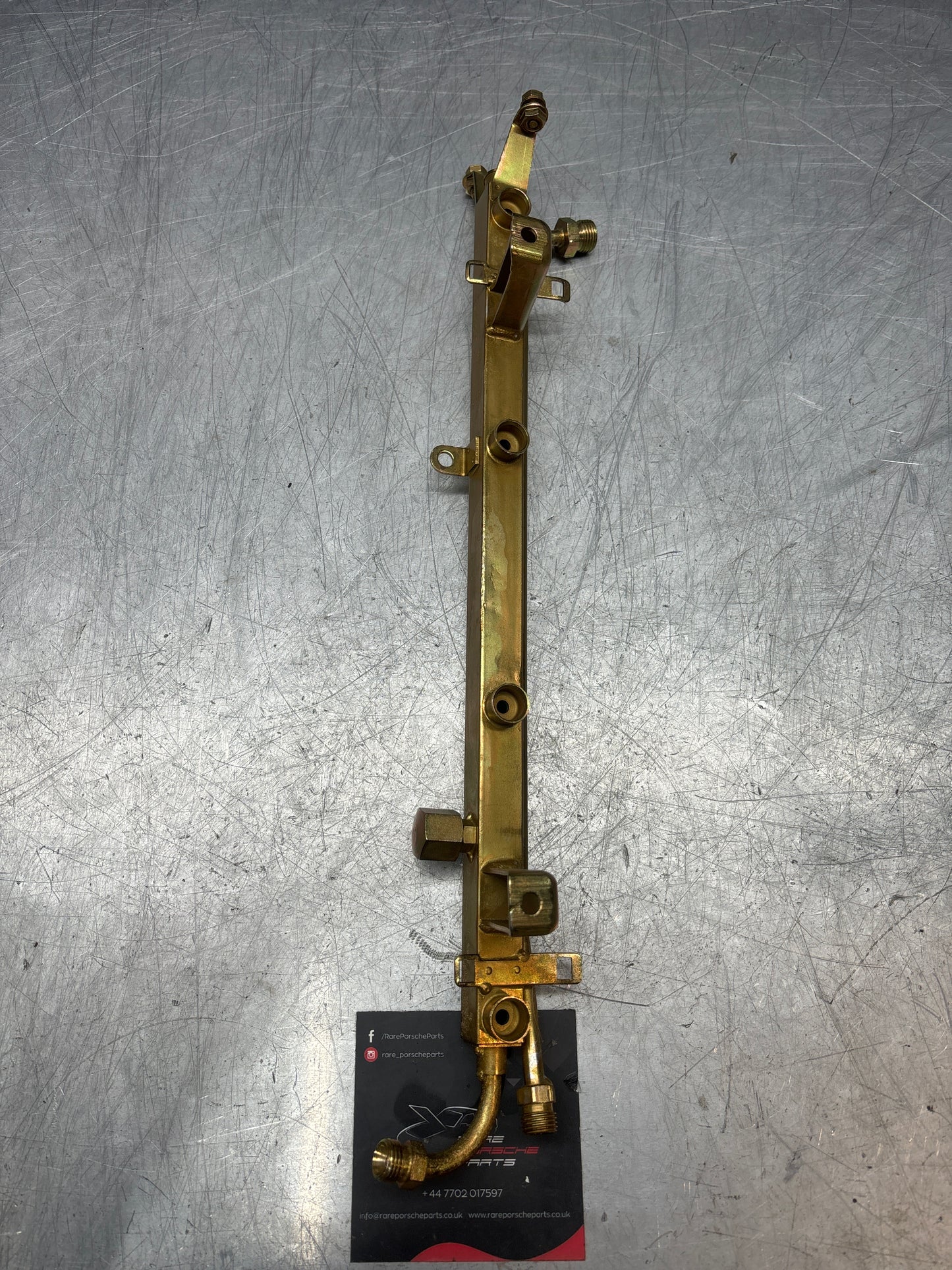 Porsche 944 S2 3.0L Petrol Fuel Injection Rail 94411008012, refurbished