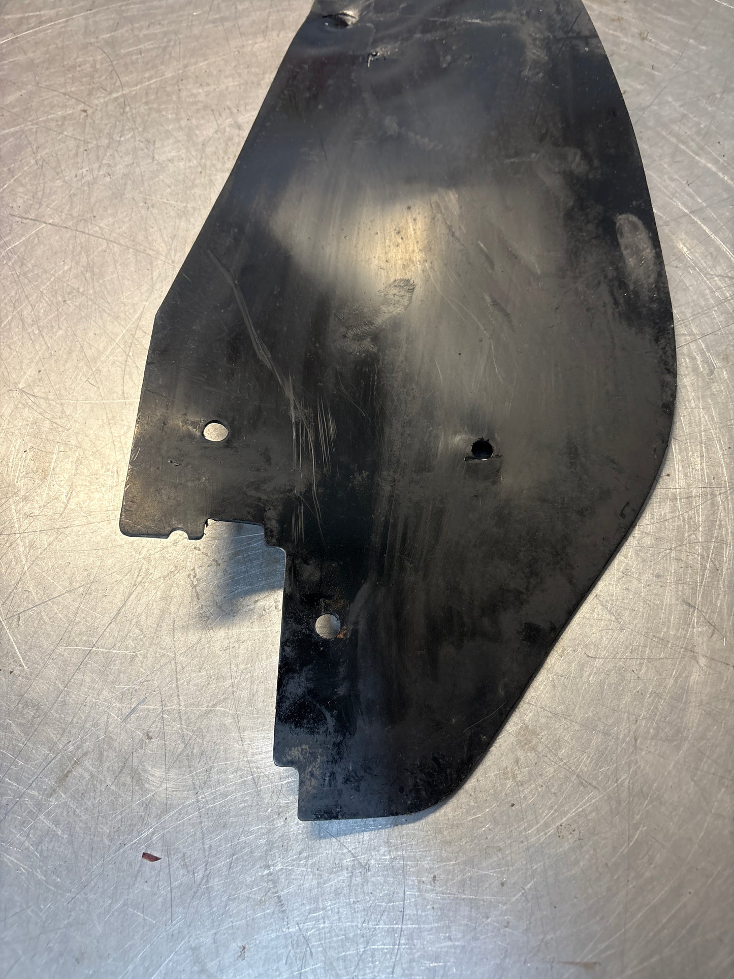 Porsche 928 rear left fender seal, used 92850431502