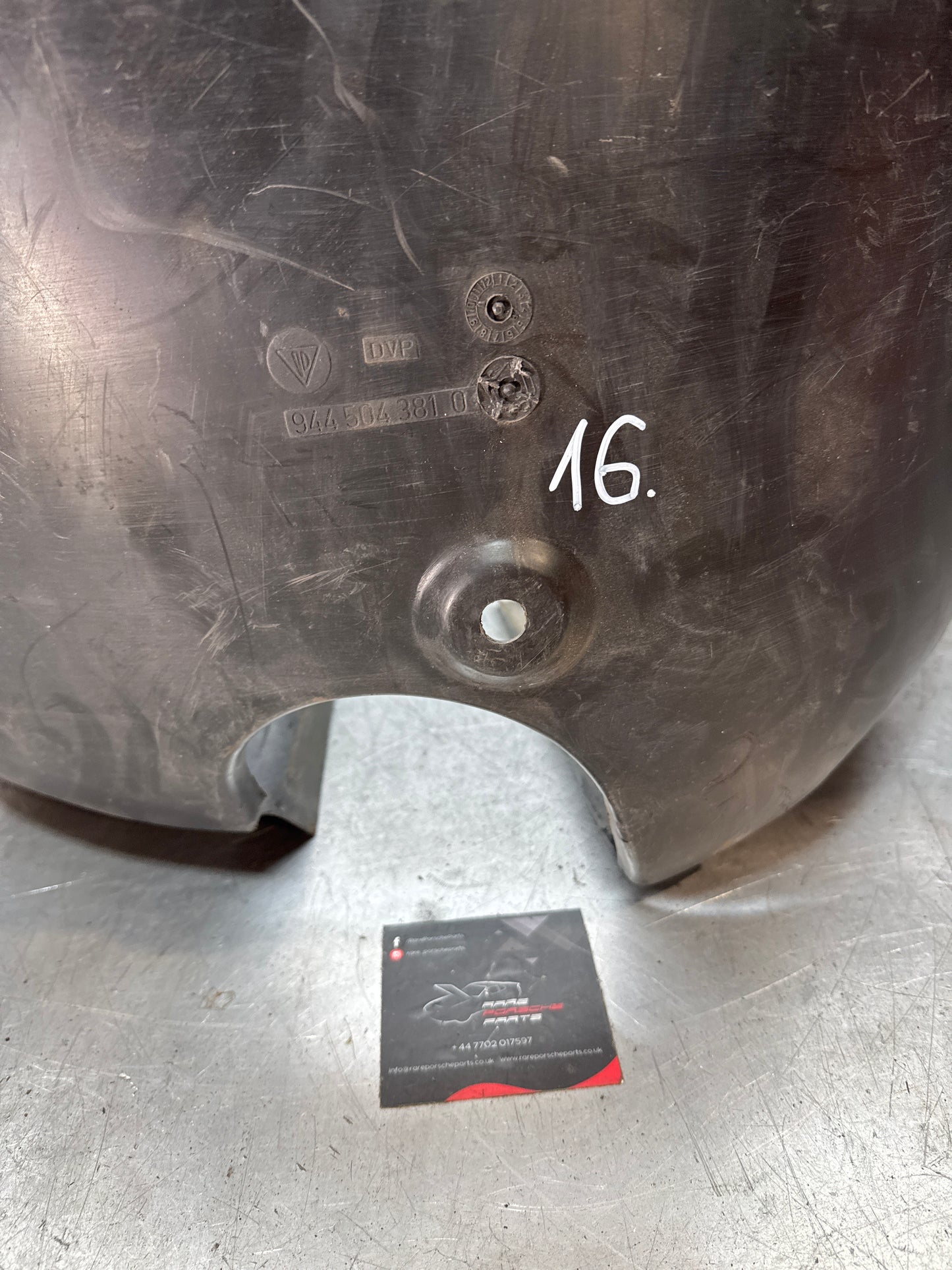 Porsche 944 from 85.5 wheel arch liner Left, 94450438101 spares or repair