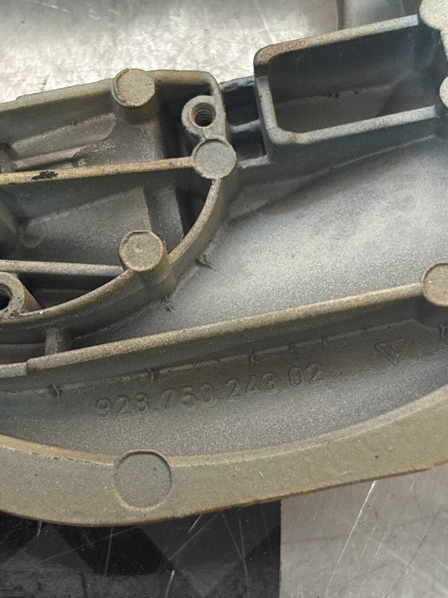 Porsche 928 left headlight swivel frame without any bearing 92875024302 used