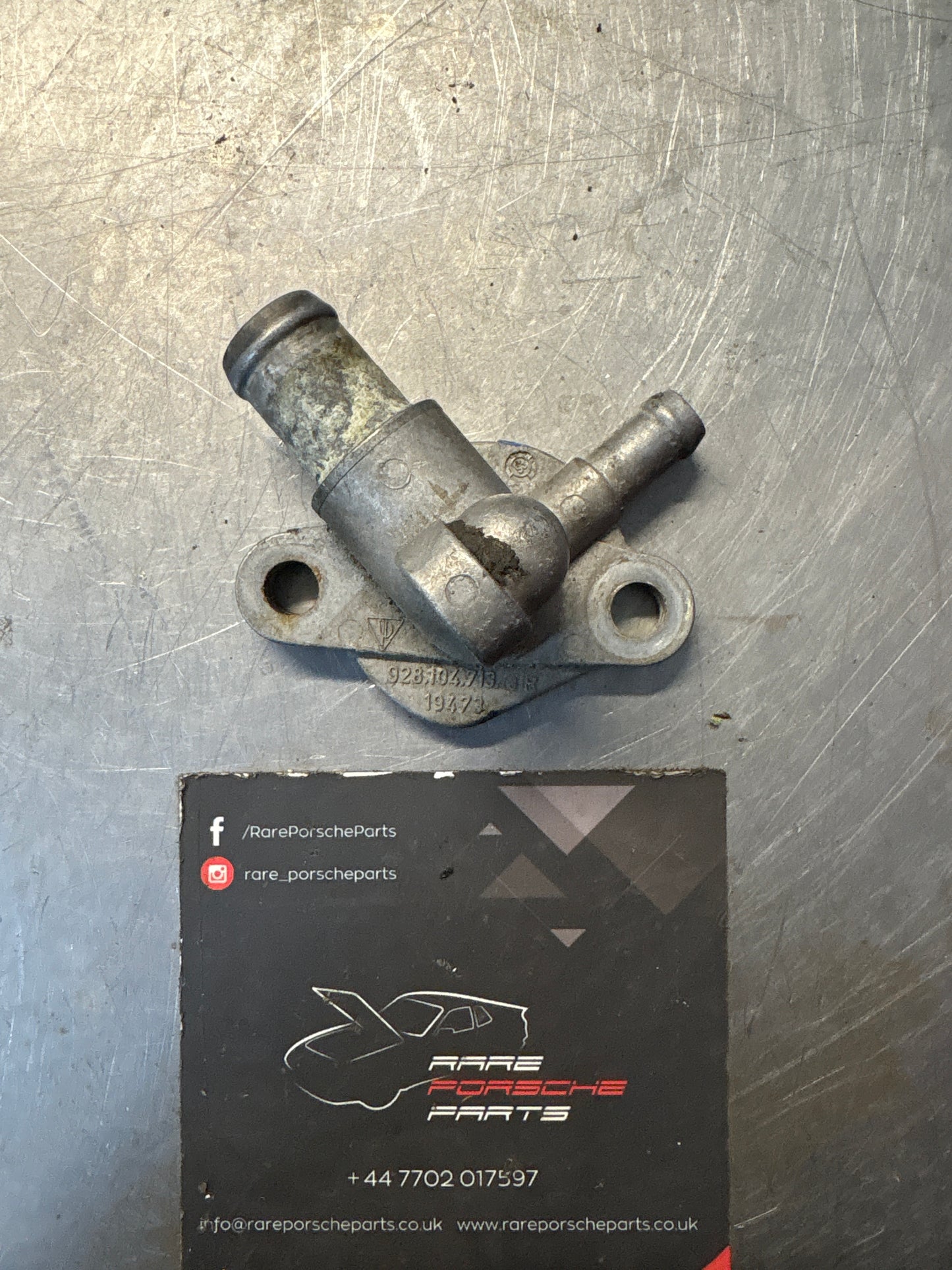 Porsche 928 connection piece, used 9281047133R