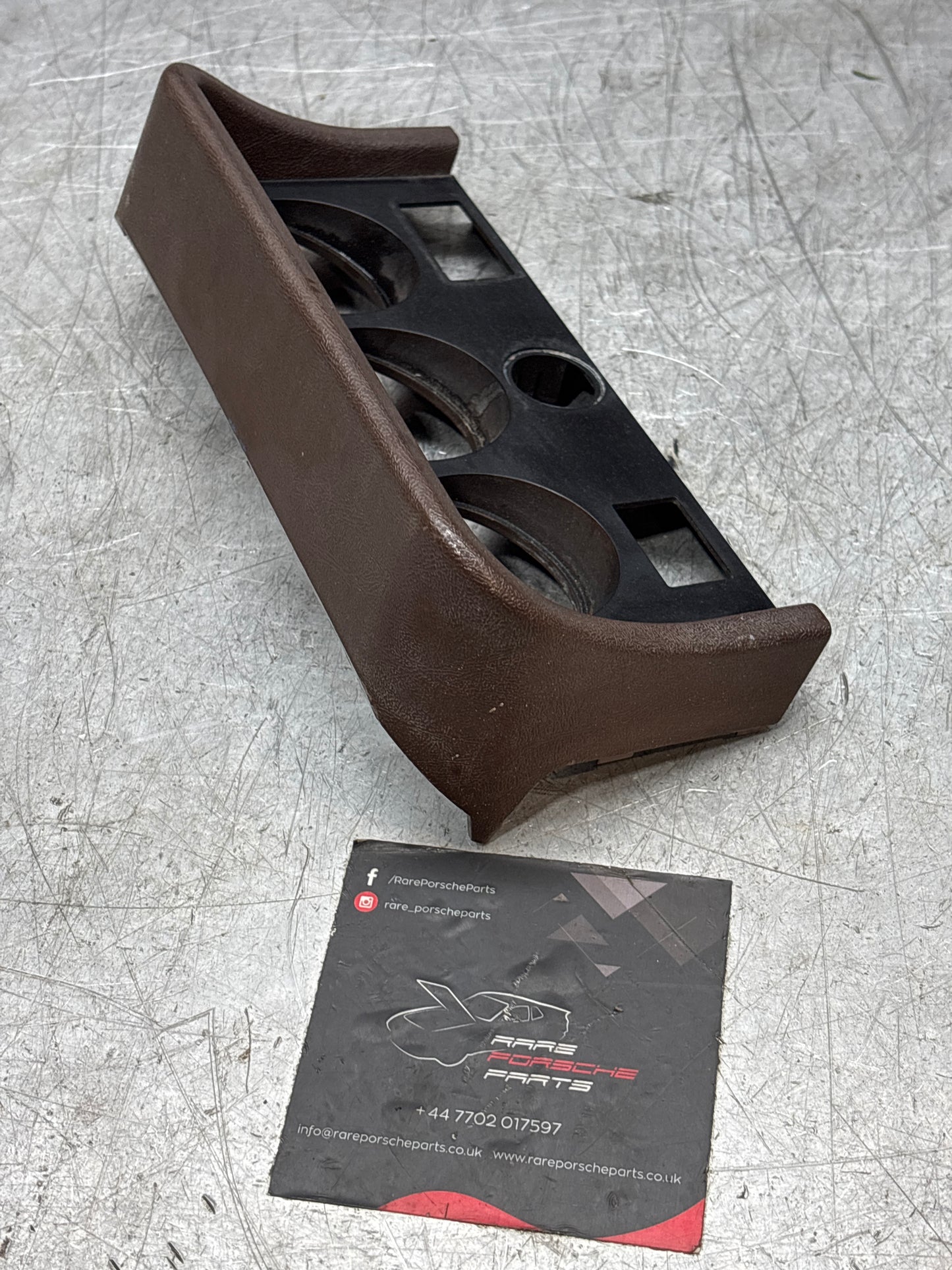 Porsche 924 centre console clock/gauge mounting panel in Brown/black 477857977C