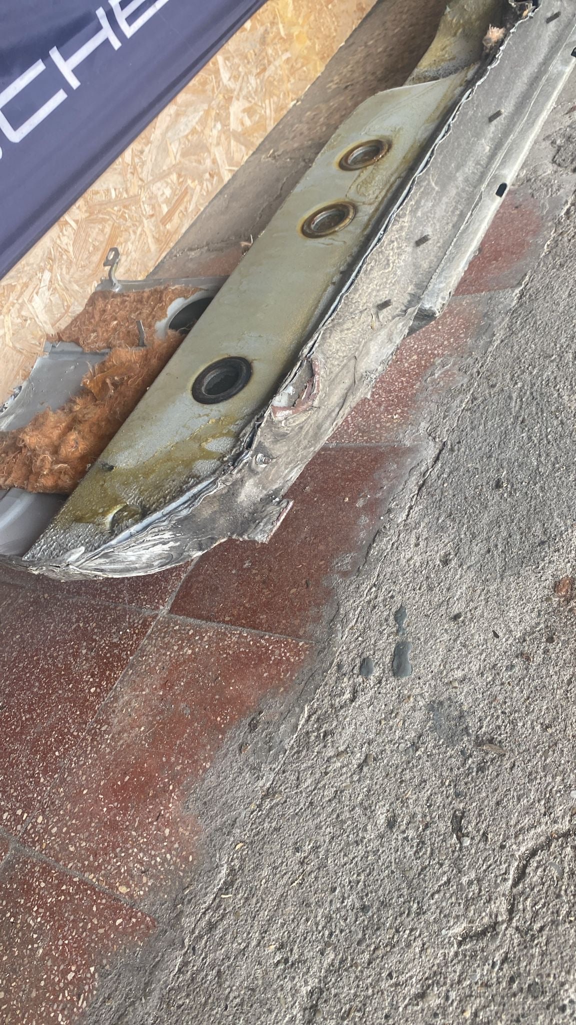 Porsche 944 right sill section cut 94450361200