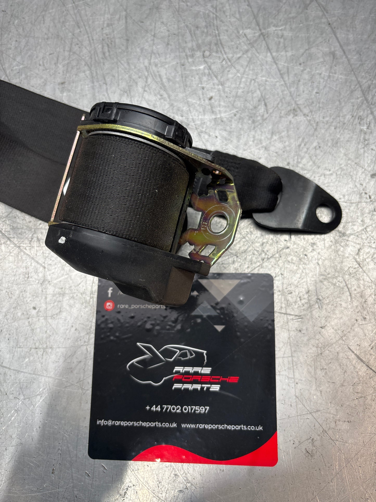 Porsche 944 S S2 Turbo front left N/S seat belt 94480303302, used