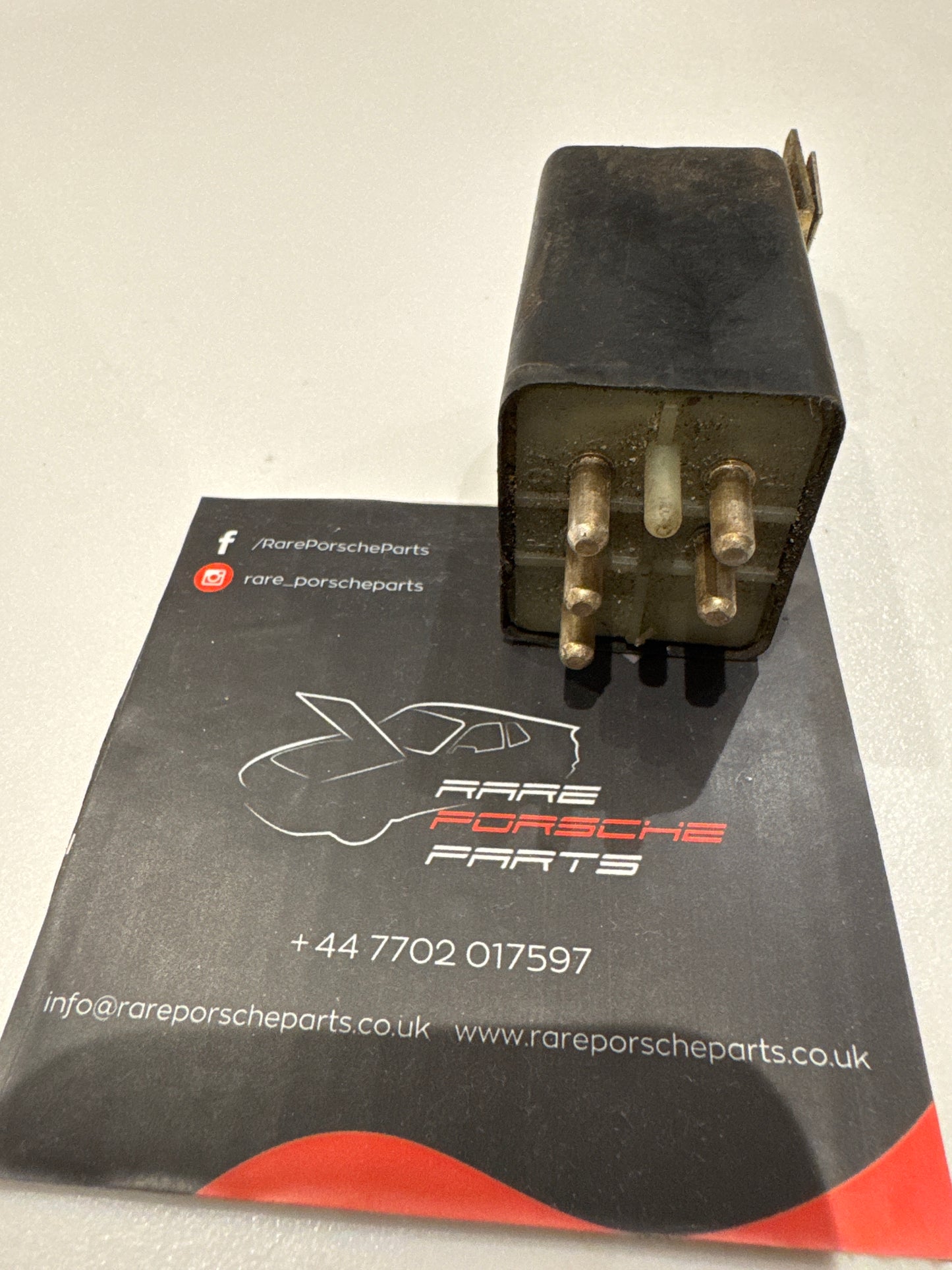 Porsche 944 seat heating relay 92861852100 used