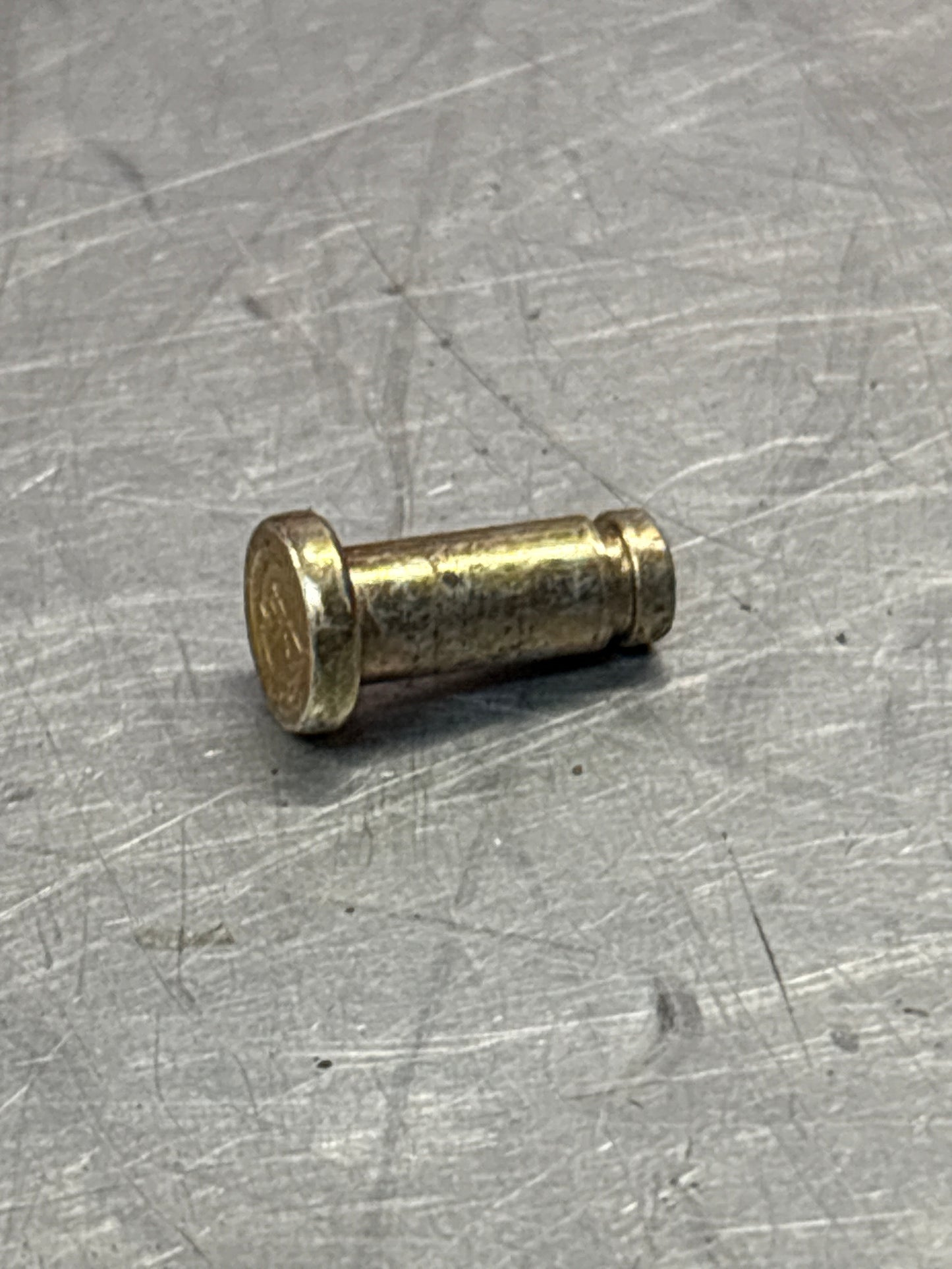 Porsche 928 central lockin rod bolt, used N10043801
