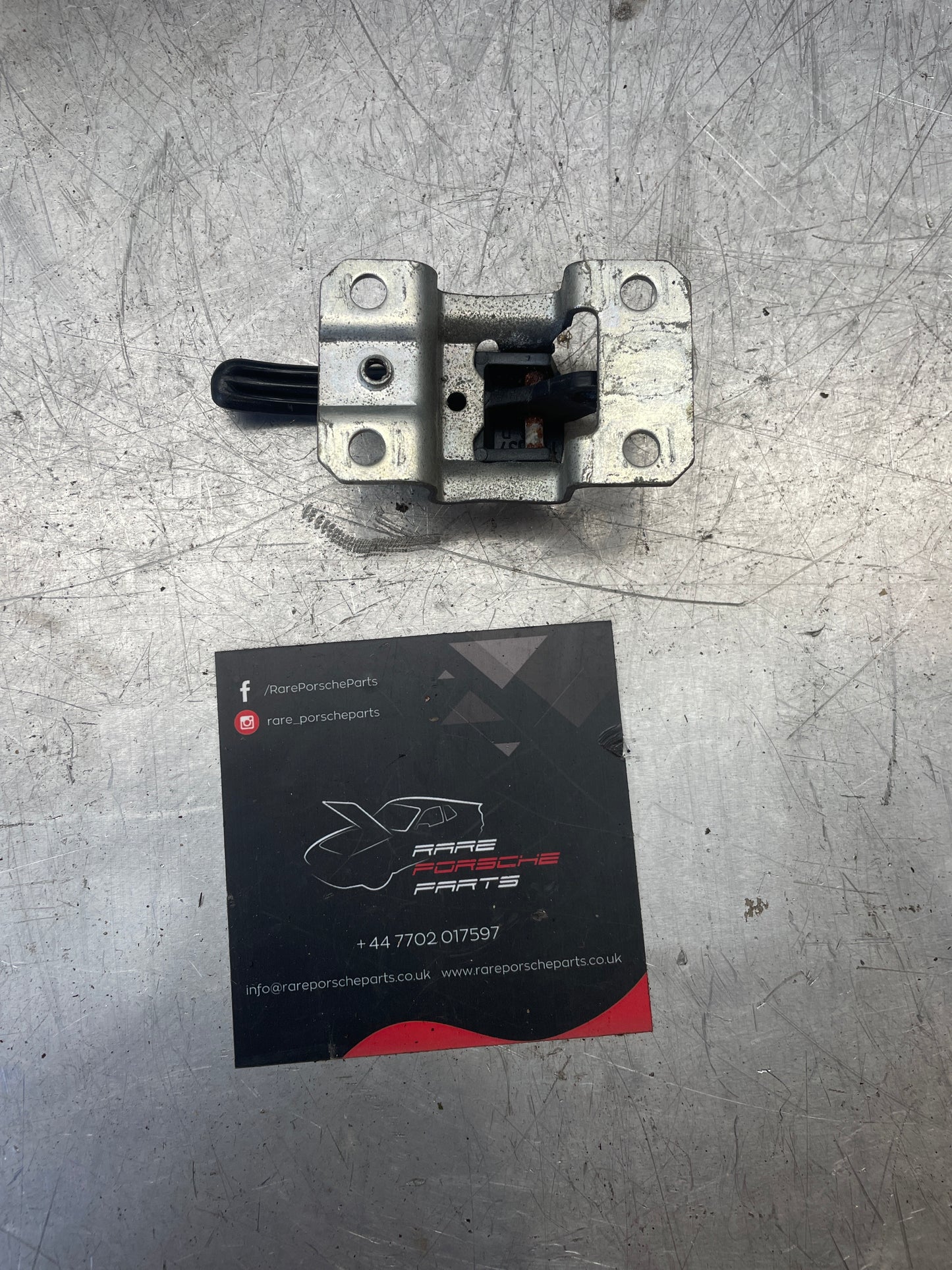 Porsche early 924 76-79 Door handle, right used 111837226D