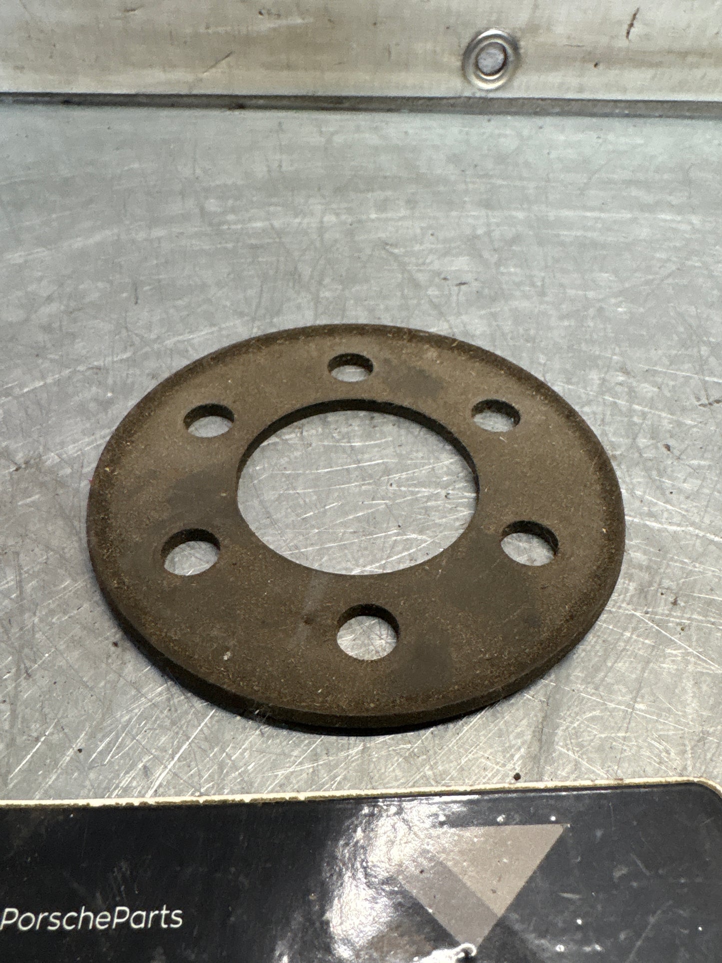 Porsche 928 packing plate, used 92211610300