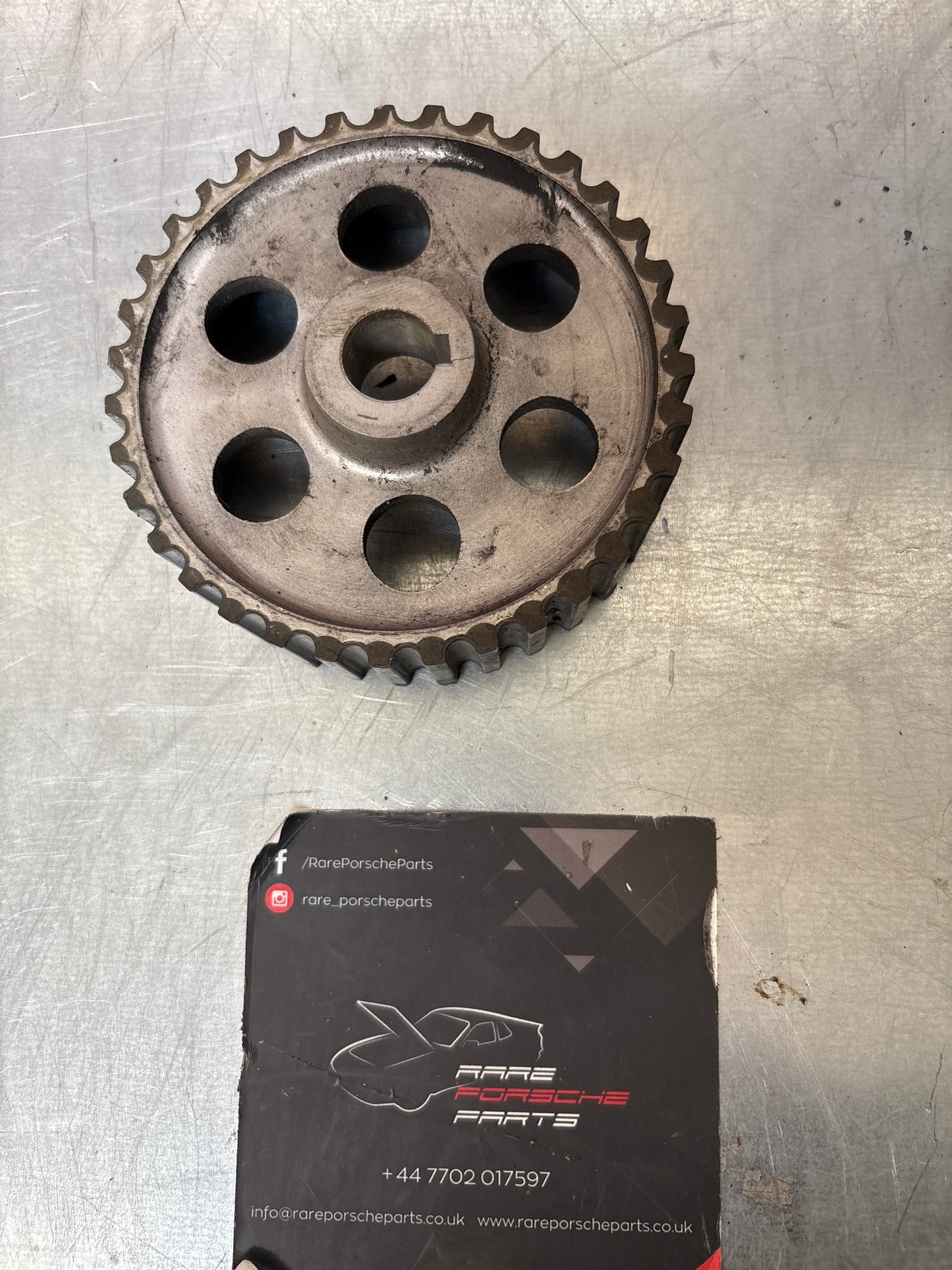 Porsche 928 Engine Oil Pump gear pulley, aluminium used 92810710711