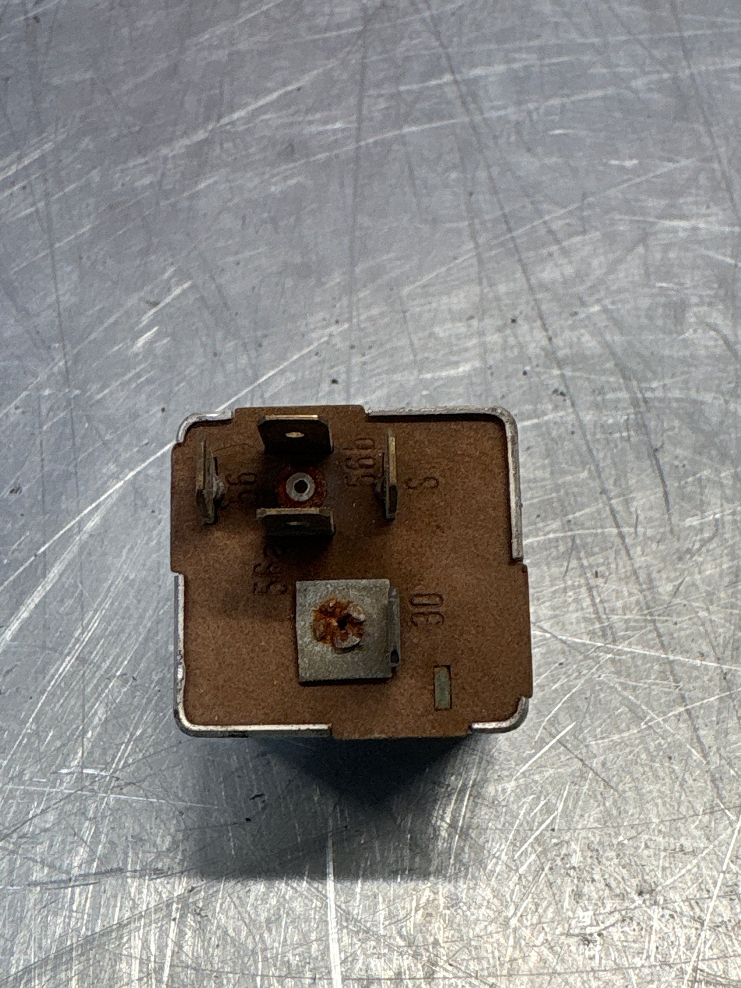 Porsche 914 headlight dimmer relay, used 111941583