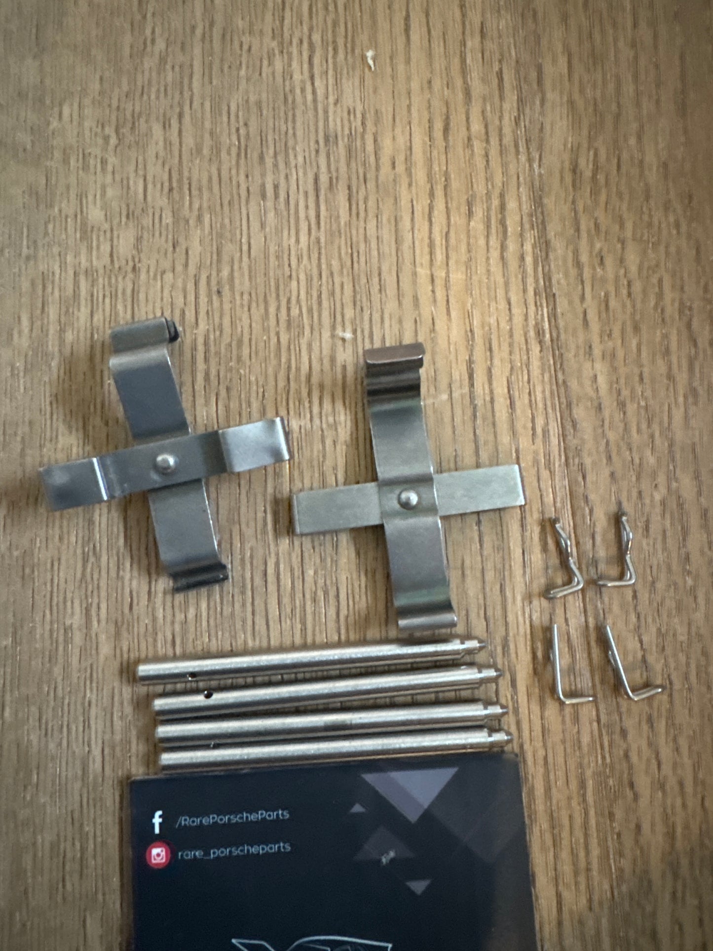 Porsche 964 brake pad pin kit 96435295901 New NOS