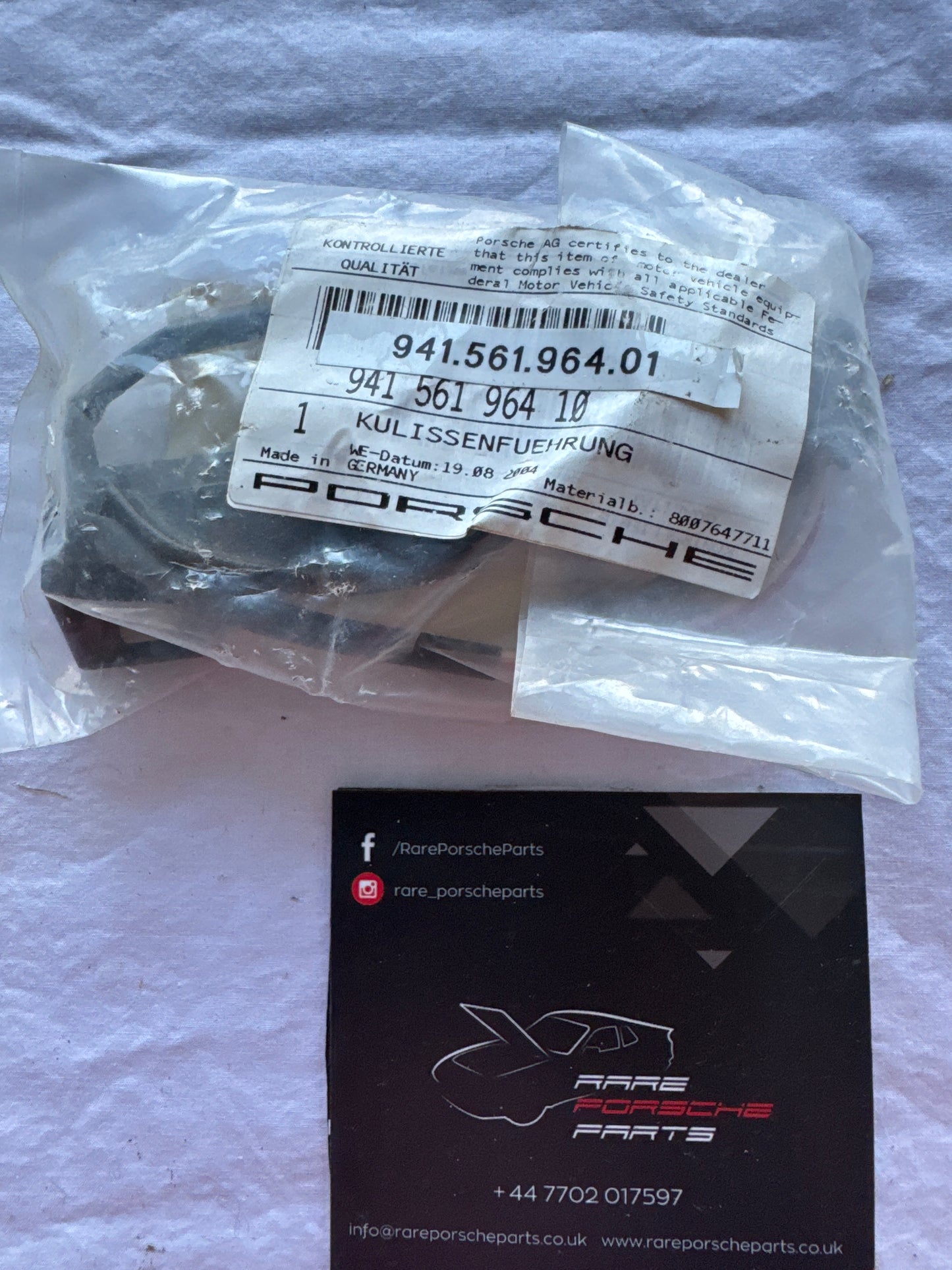 Porsche 944 guide 94156196410 NOS