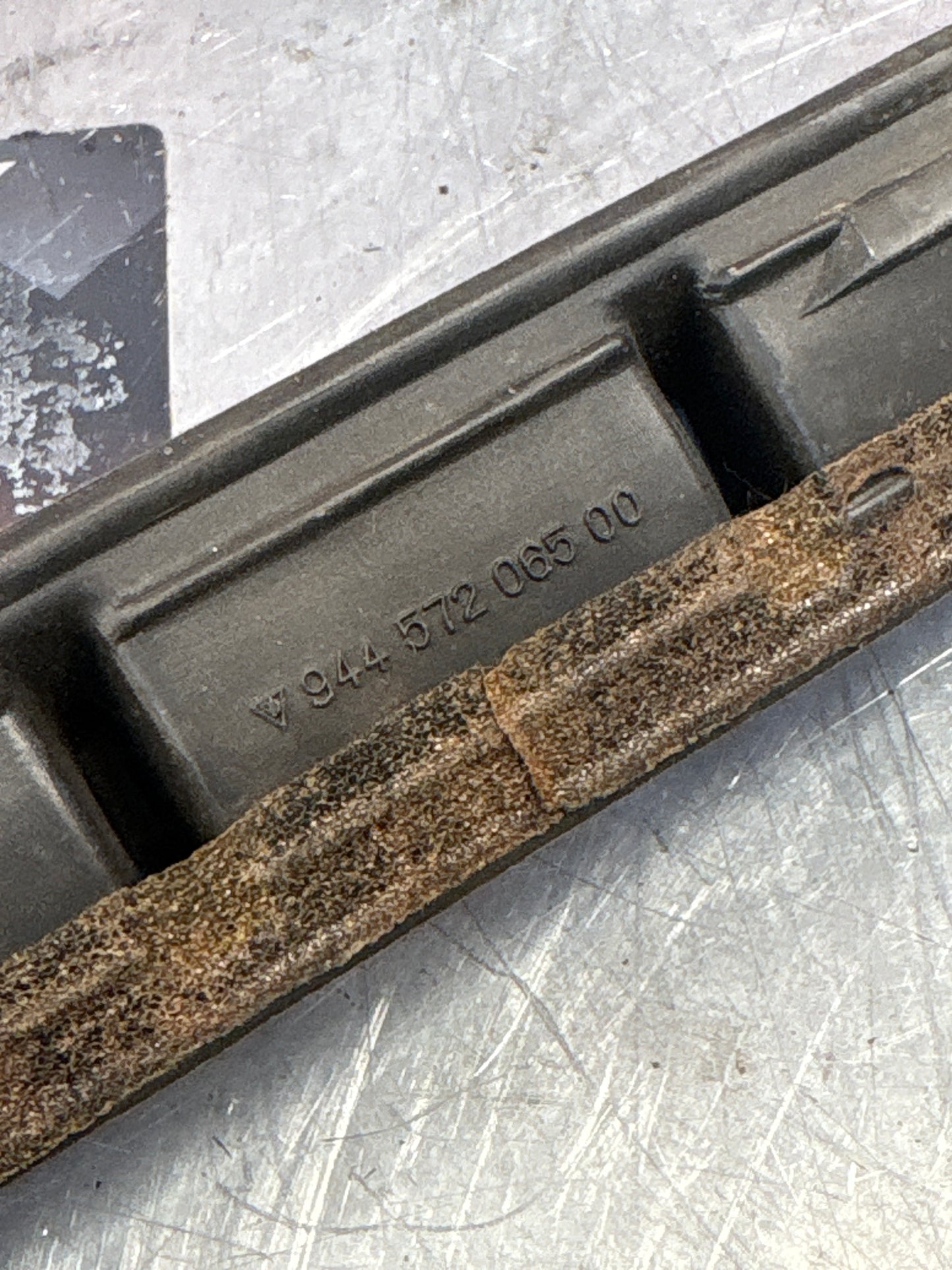 Porsche 924/944 (1980-1985) Heater Air Chamber Adaptor 94457206500, used