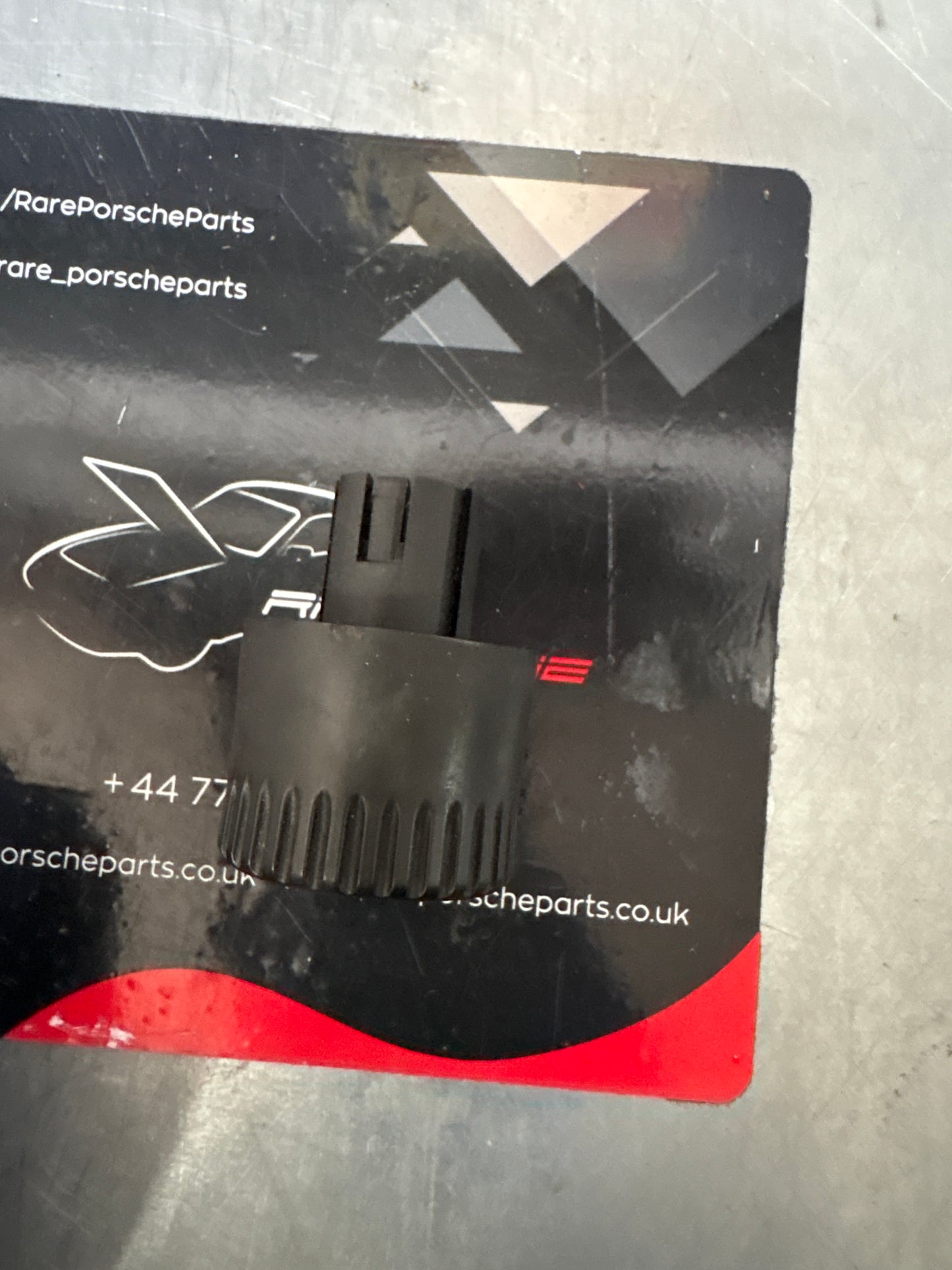 Porsche 928 Rear Window Defrost Switch knob 92861310701 Used