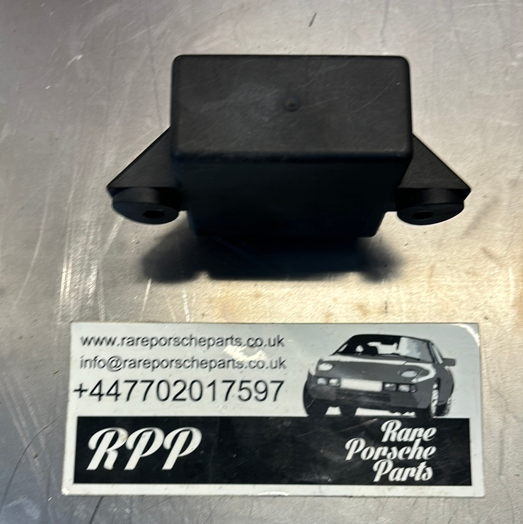 Porsche 928 S4 Relaislampensteuergerät 92864160306, Gebraucht