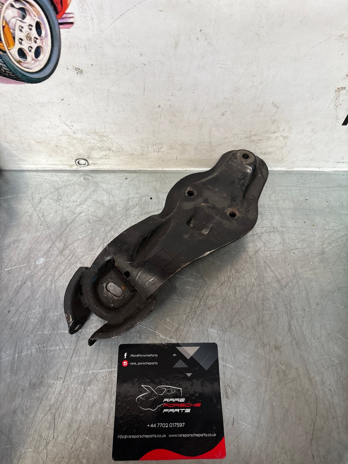 Porsche 924 / 944 engine mount bracket, used 93137502101